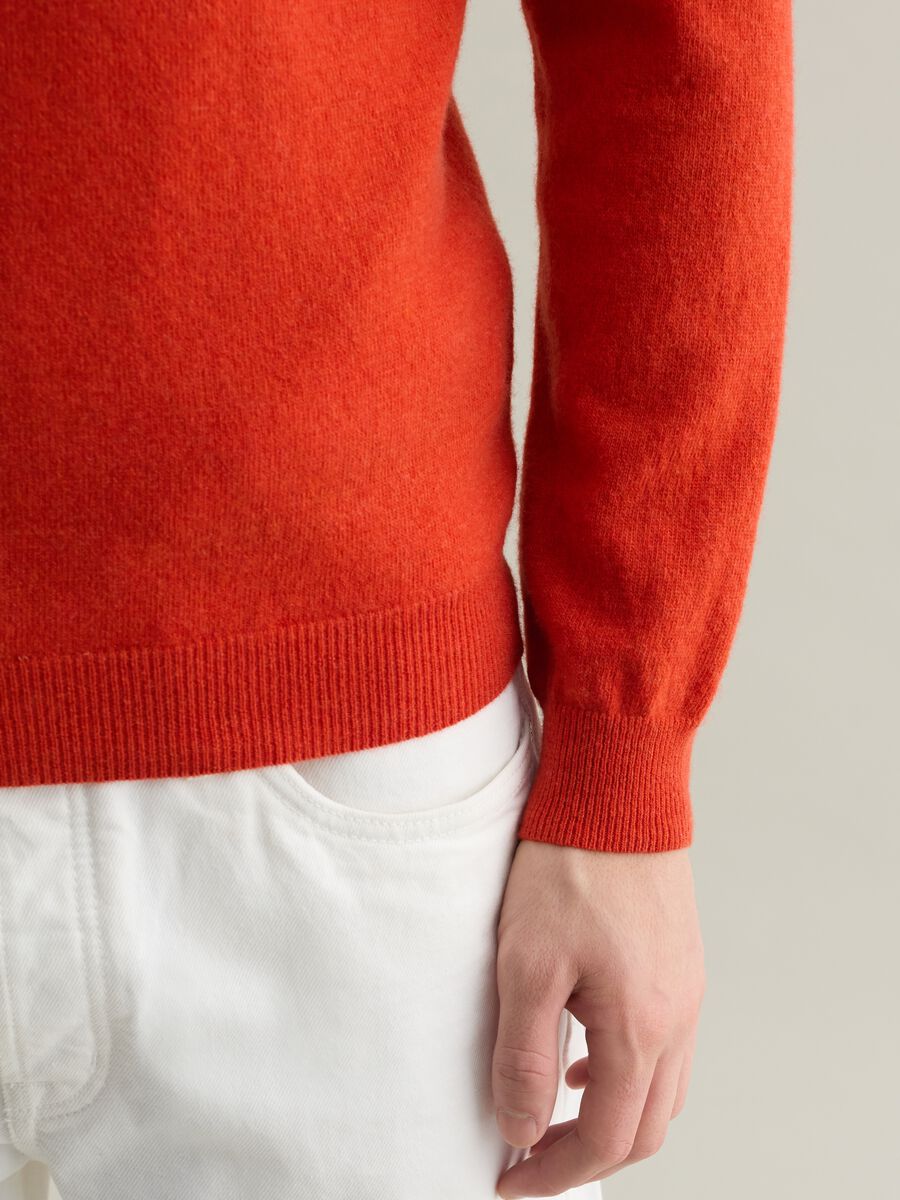 Lambswool crew-neck pullover_2