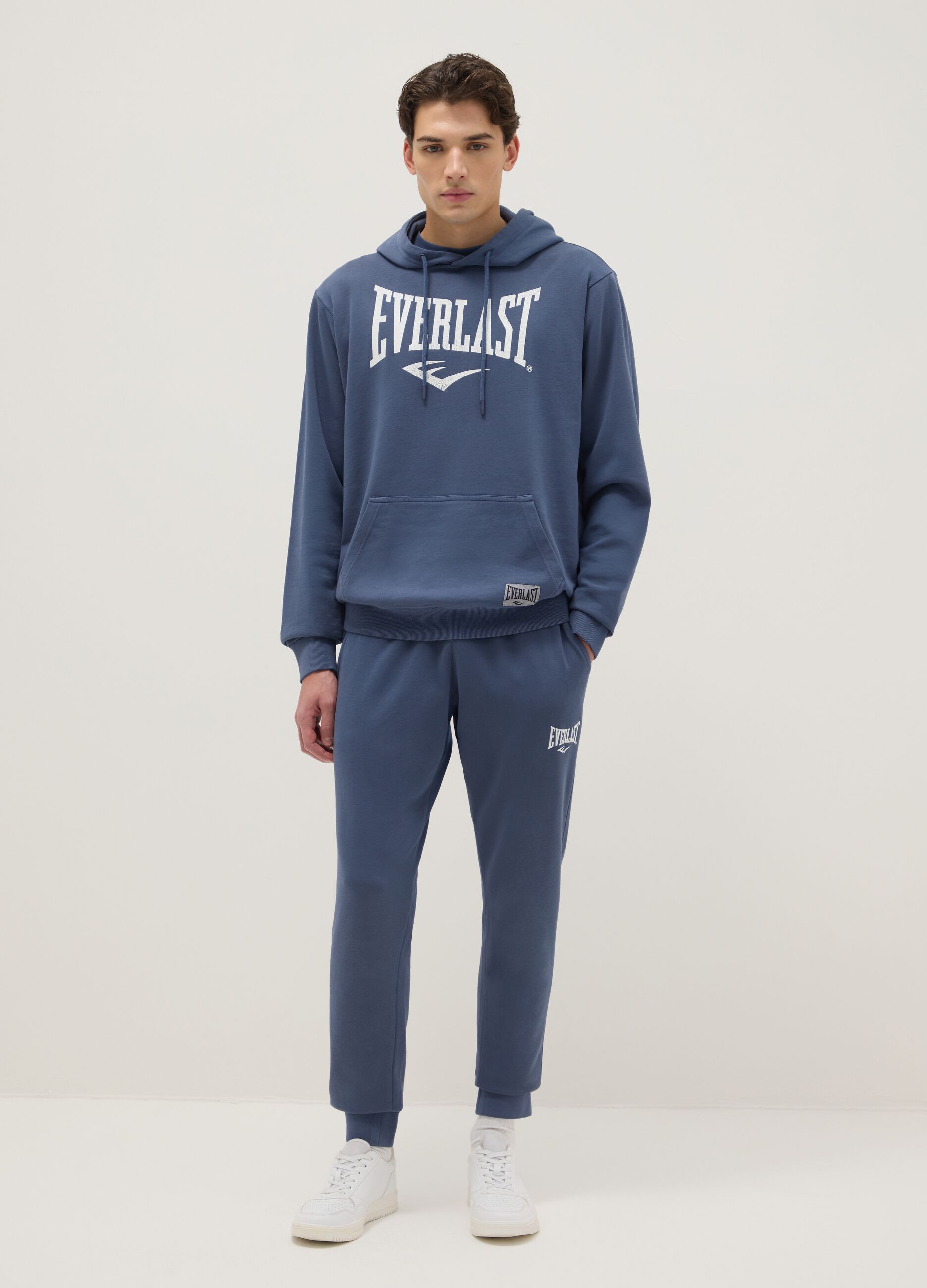 Blue cotton blend jogger trousers regular fit with Everlast logo
