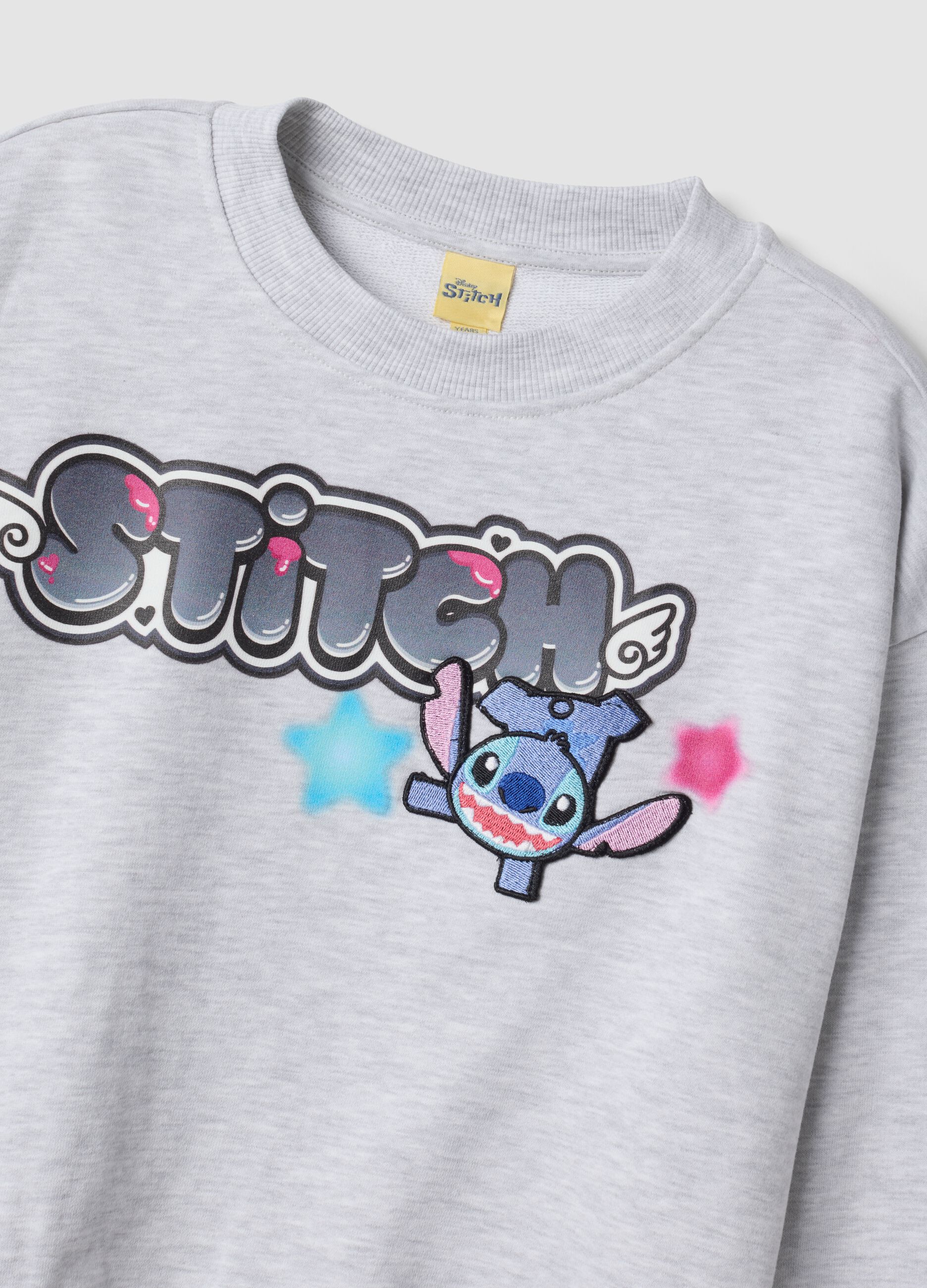 Felpa grigia in misto cotone con collo a costine e stampa Lilo & Stitch