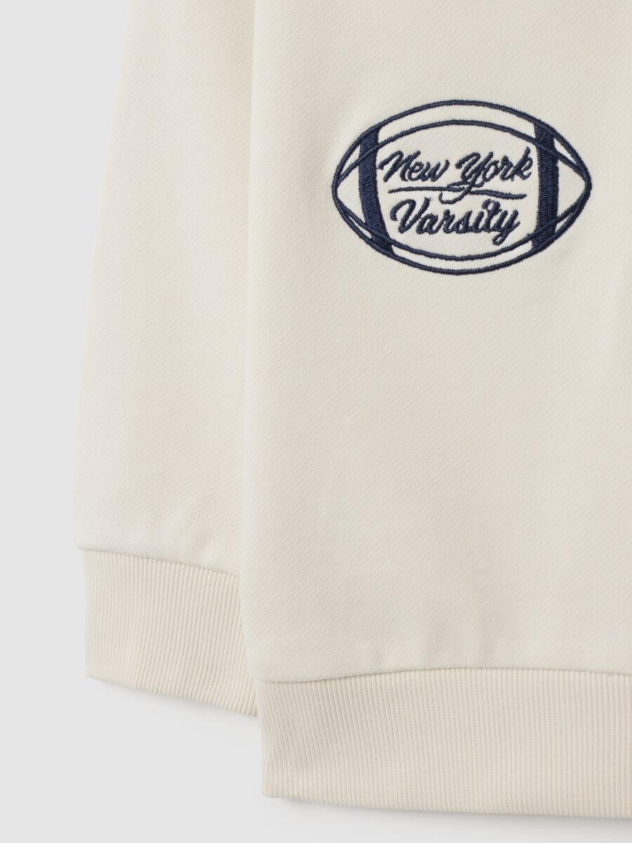 White Regular Fit Pure Cotton Kid's Sweatshirt_3
