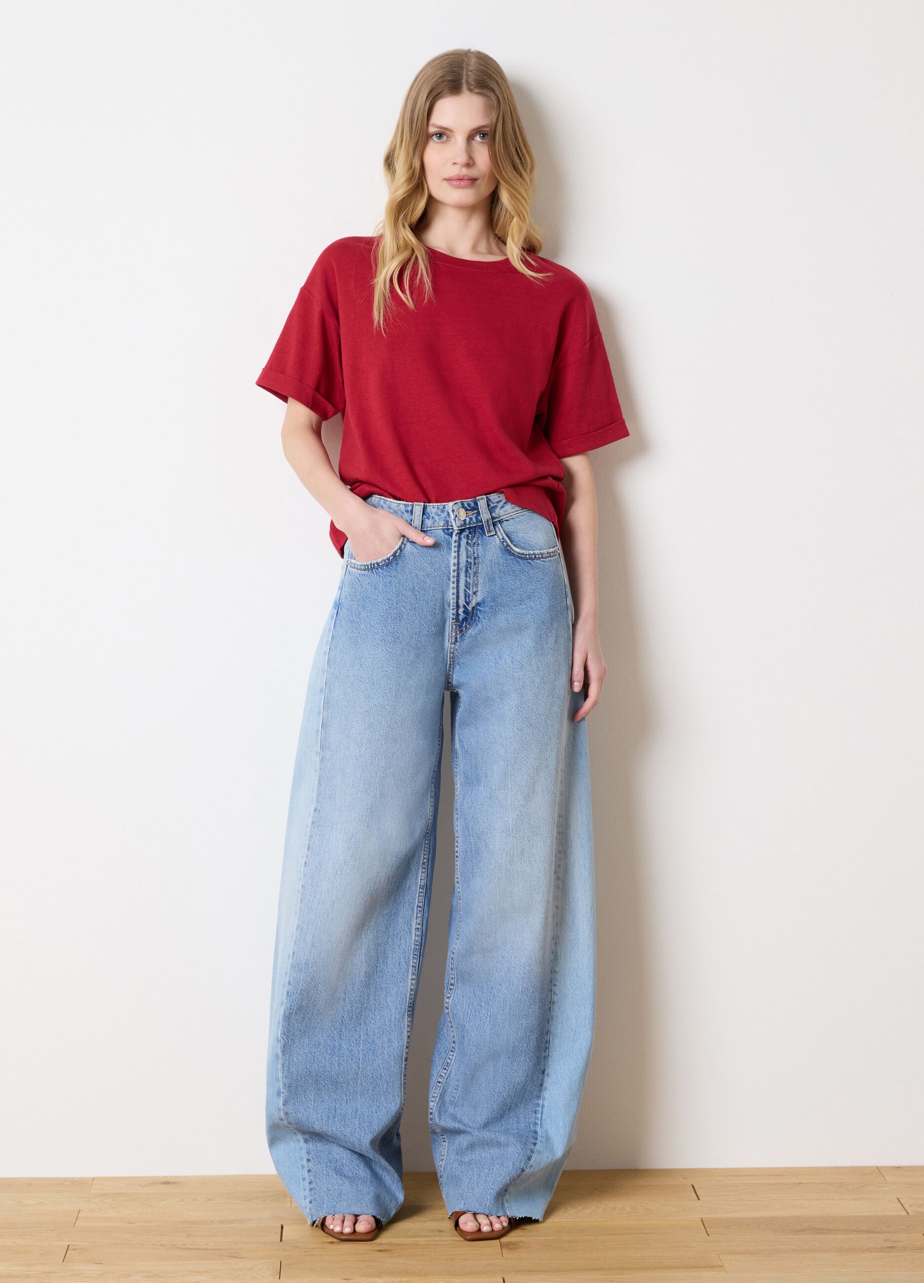 Oversized T-shirt in cotton and linen