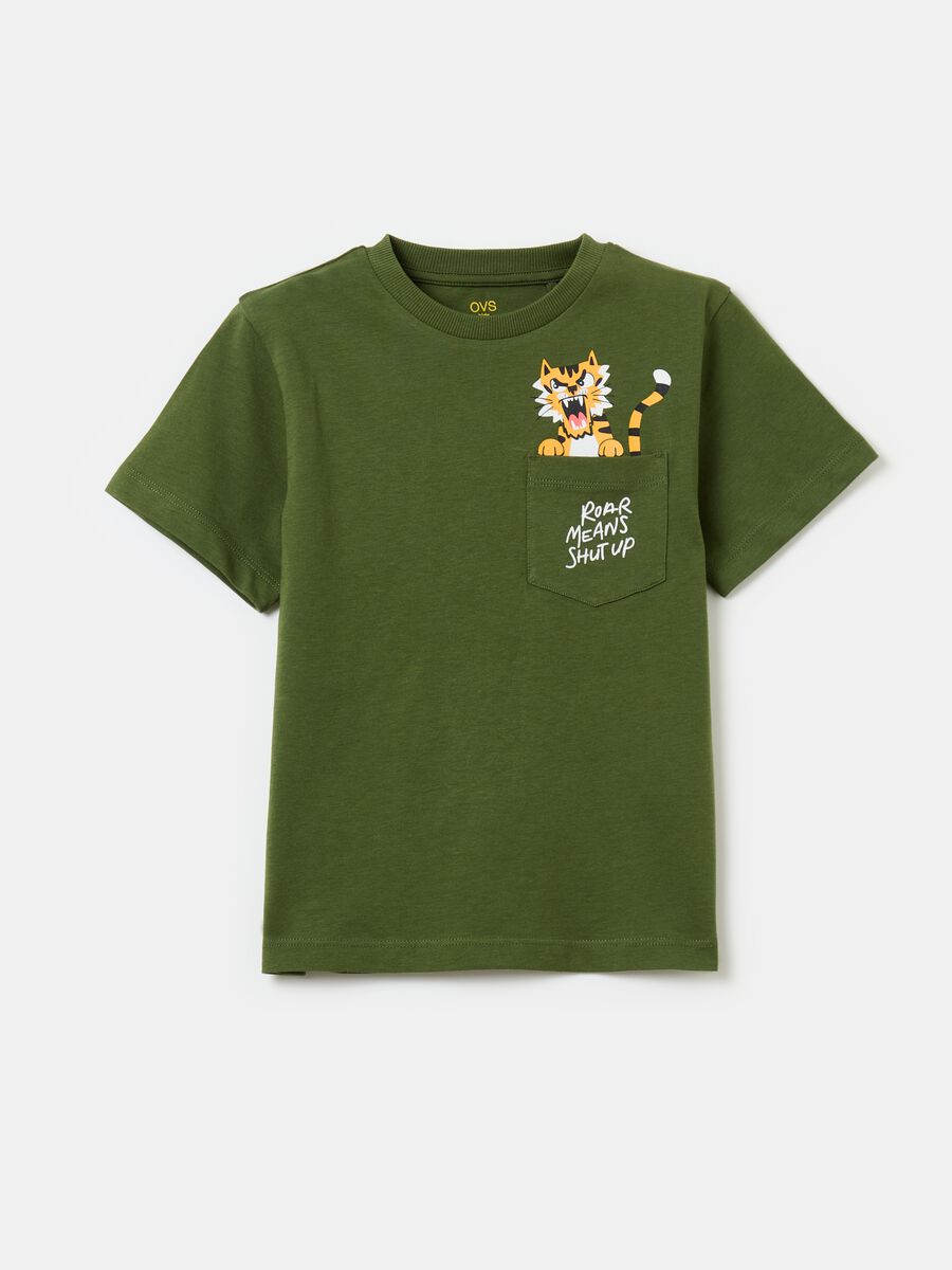 T-shirt in cotton with print and pocket_0