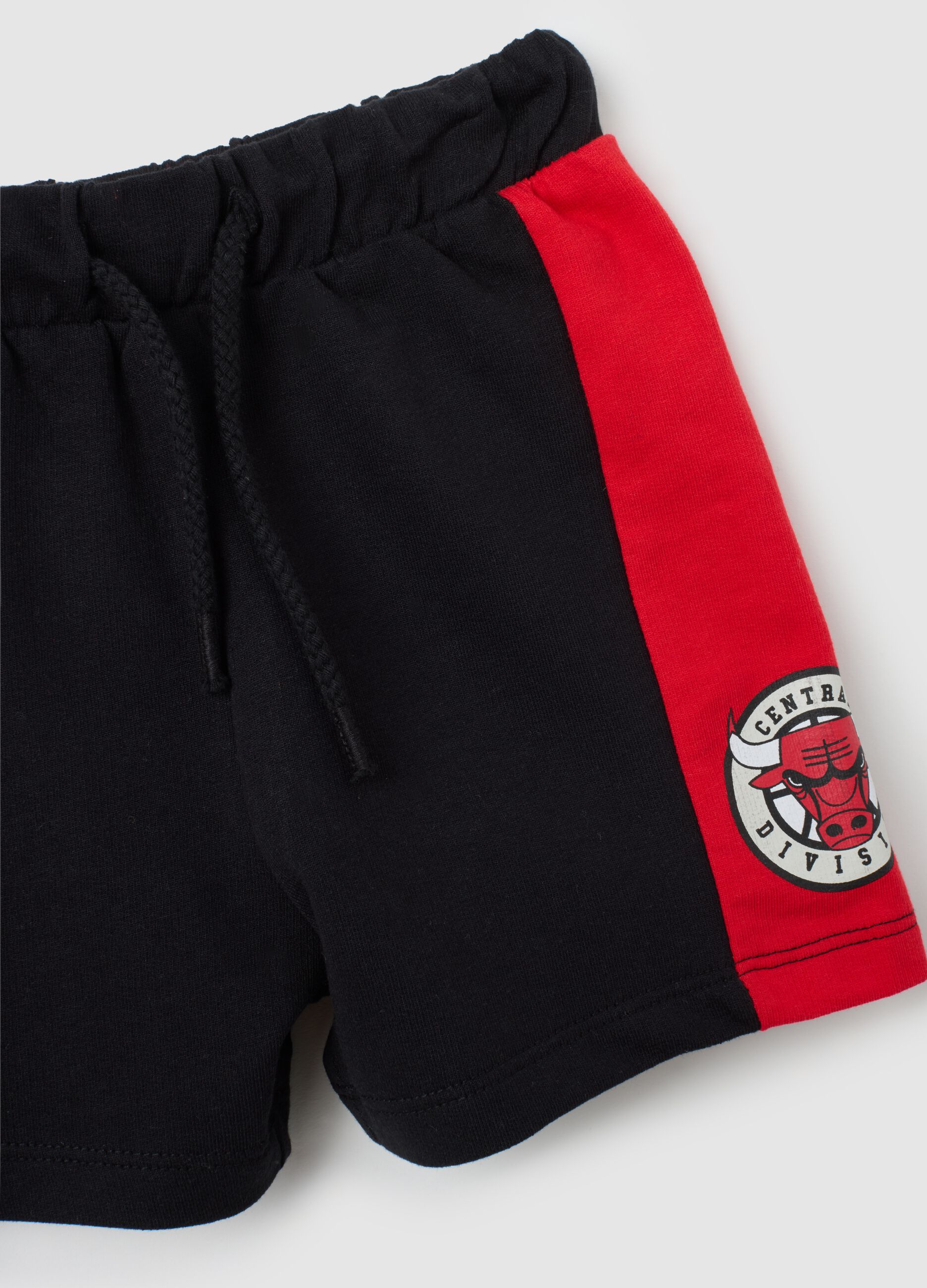 Multicolour regular fit pure cotton kids' set with Chicago Bulls print