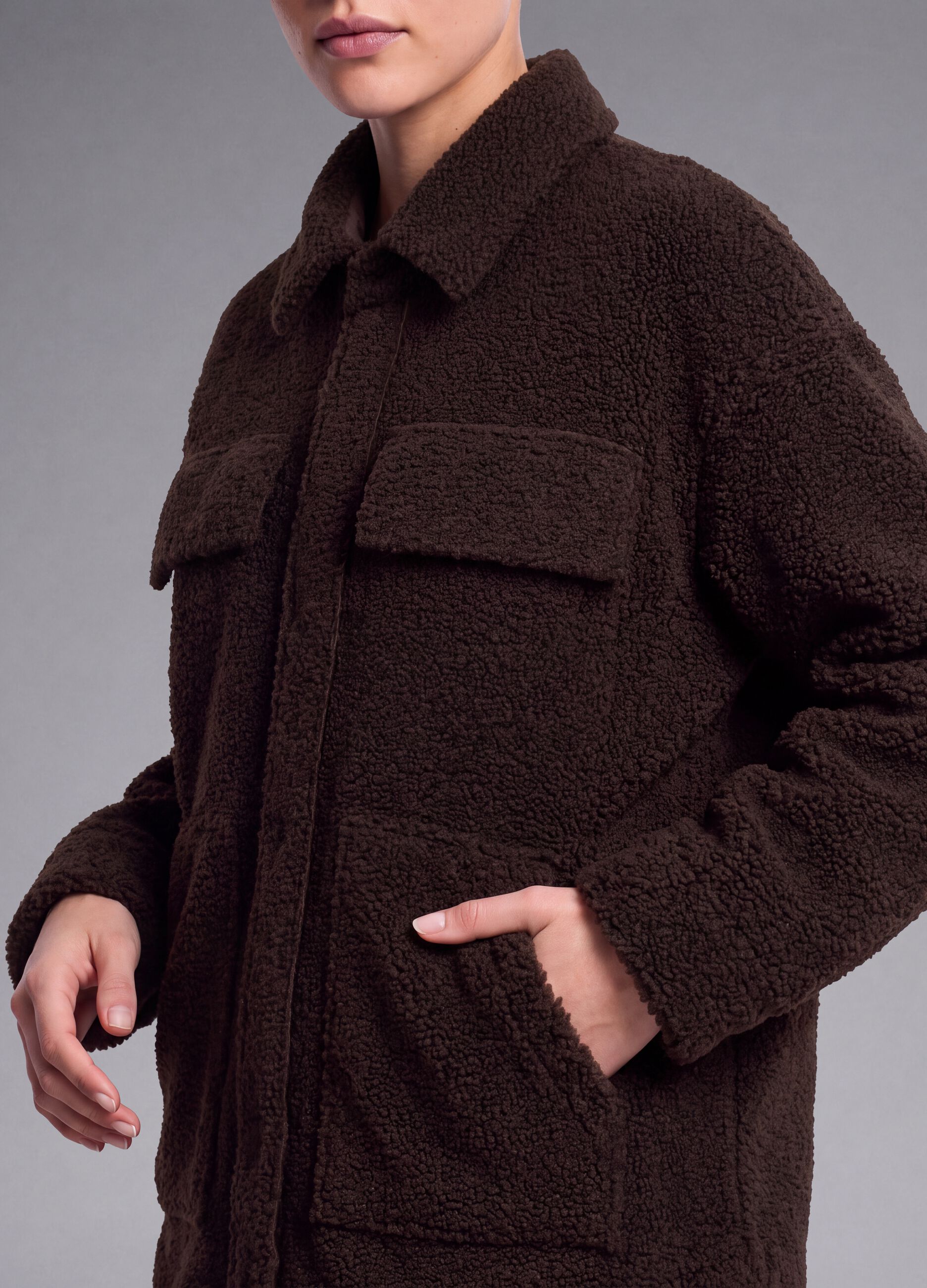Shacket marrone in sherpa con bottoni relaxed fit ALTAVIA STUDIO