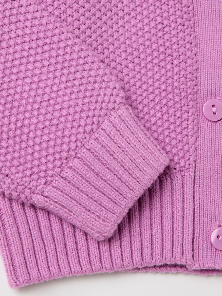 Cotton cardigan with moss stitch design_2