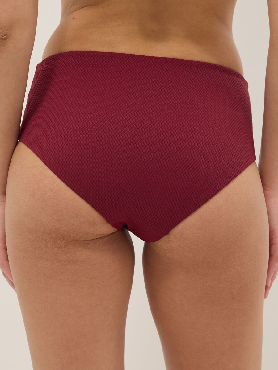 Slip da mare elasticizzato rosso a vita alta con fibbia_2