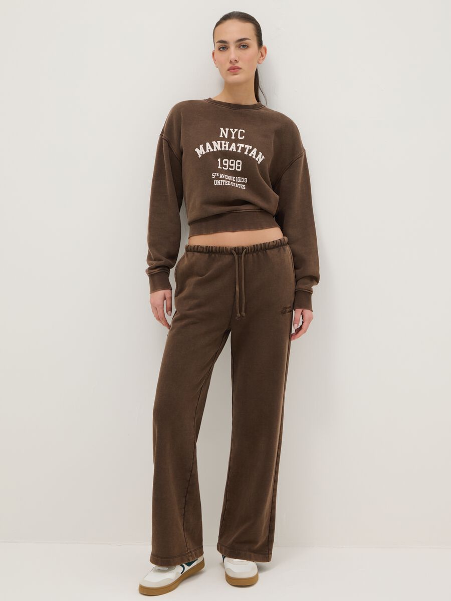 Brown jogger trousers in cotton blend regular fit_0