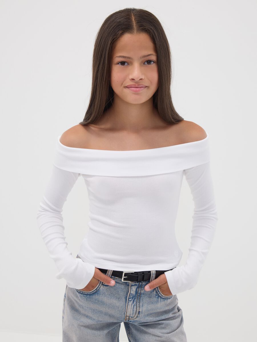 T-shirt bianca in cotone elasticizzato con scollo a barchetta slim fit_0