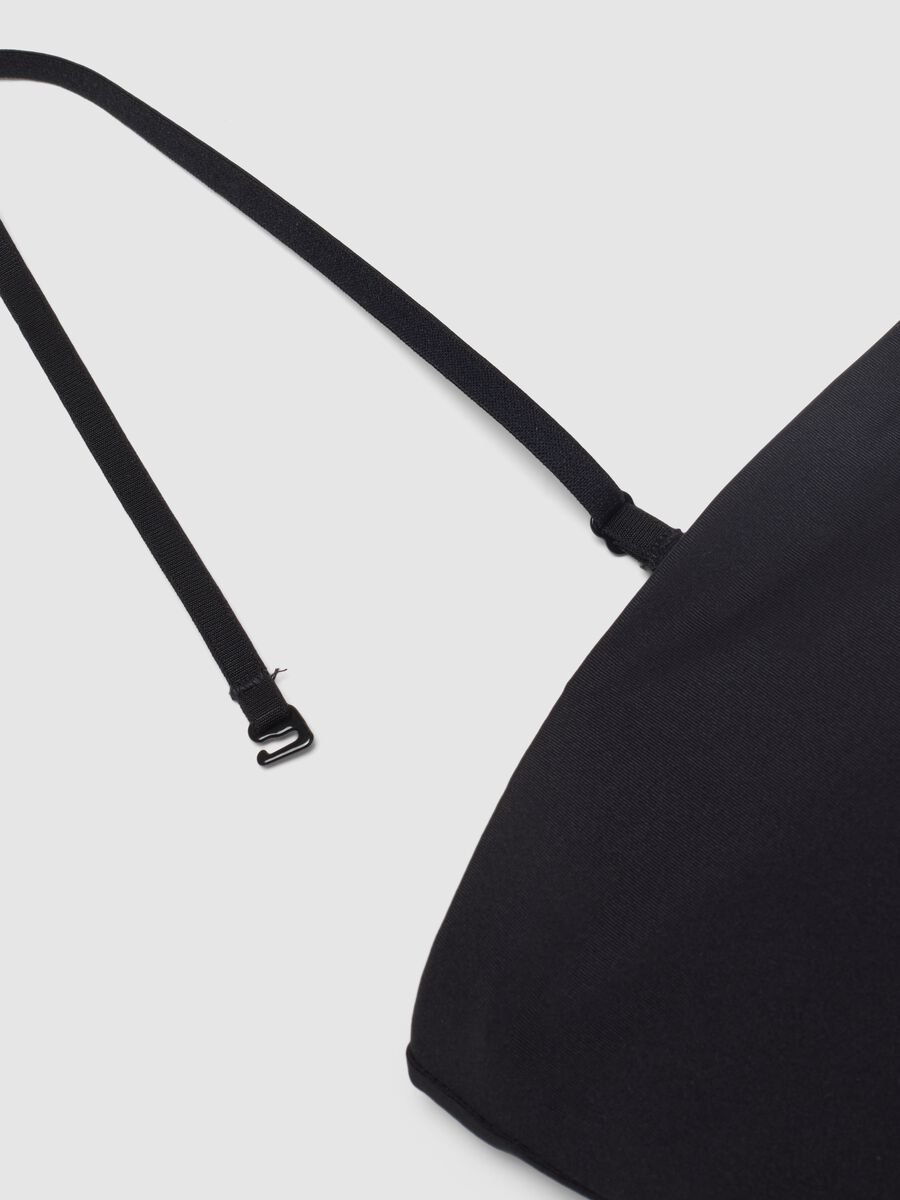 Canottiera nera regular fit con scollo quadrato_5