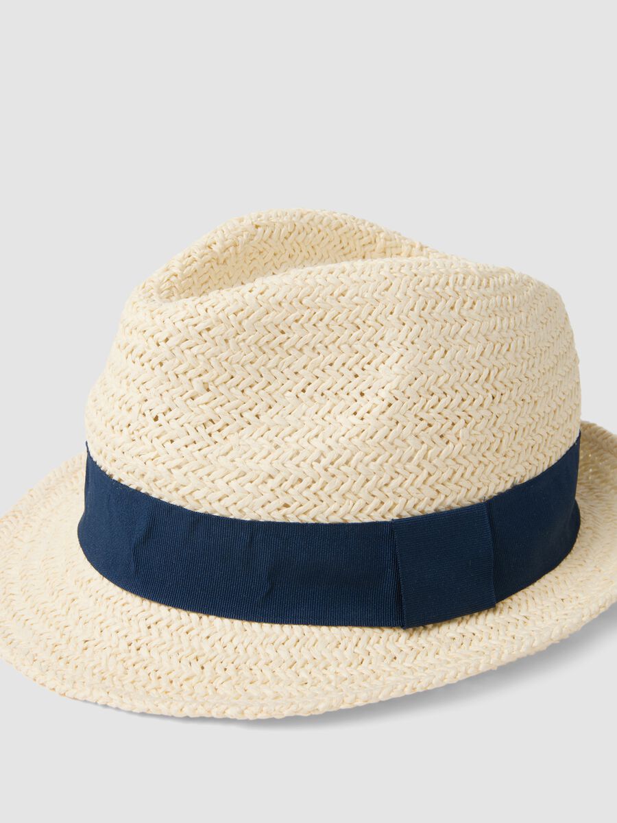 Cappello panama bianco in misto tessuto carta con fascia blu_1