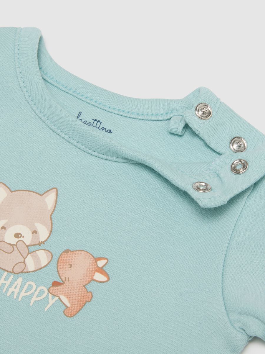 White bodysuit for newborns_2