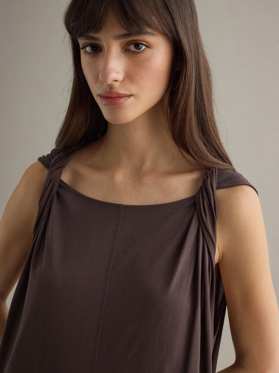 Long brown cotton-blend dress, regular fit_4