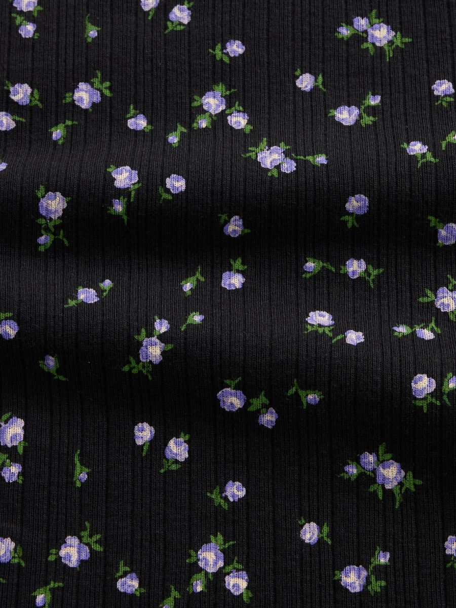 Long-sleeved black cotton shirt with floral print_4