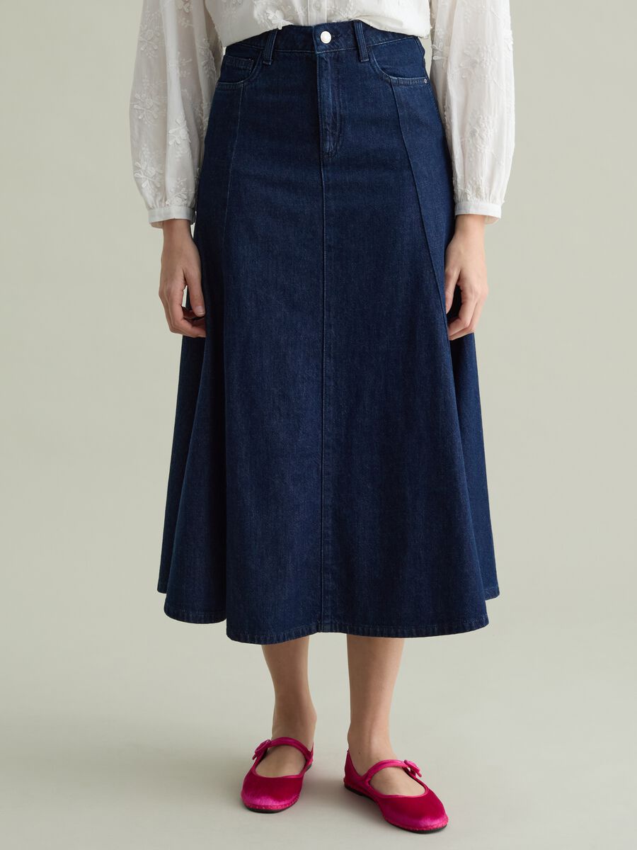 Long full skirt in denim_1