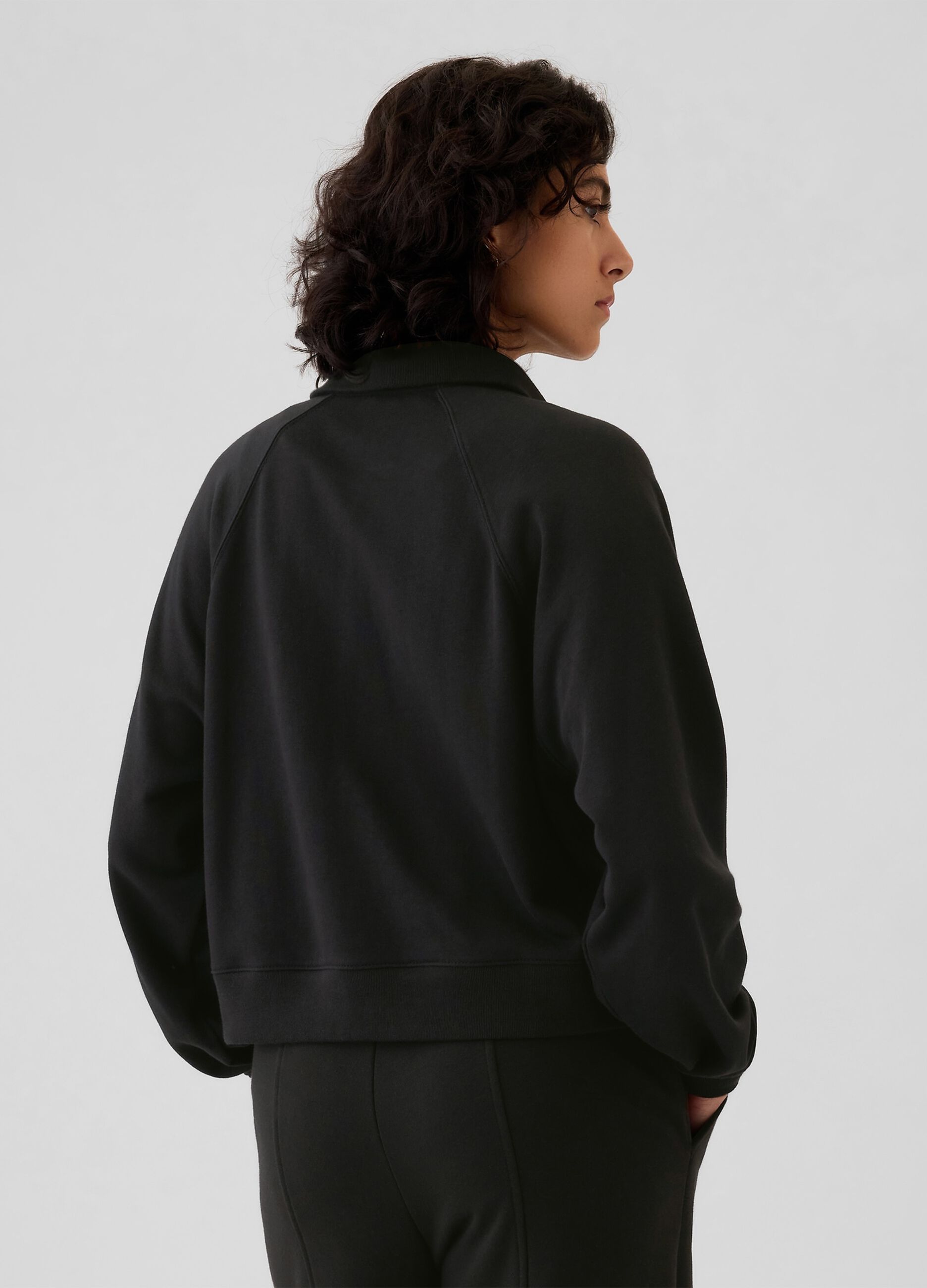 Half-zip sweatshirt with logo emboidery