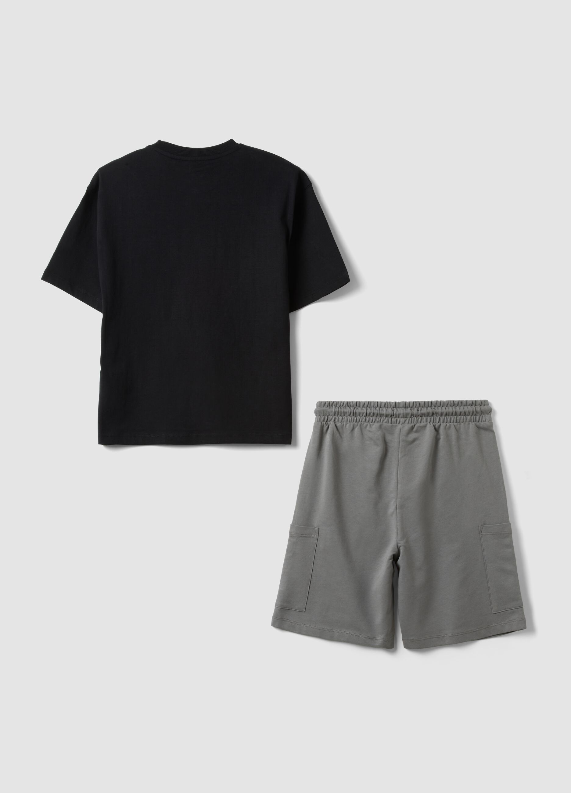 Black and grey pure cotton boys&rsquo; co-ord set with print, oversized fit