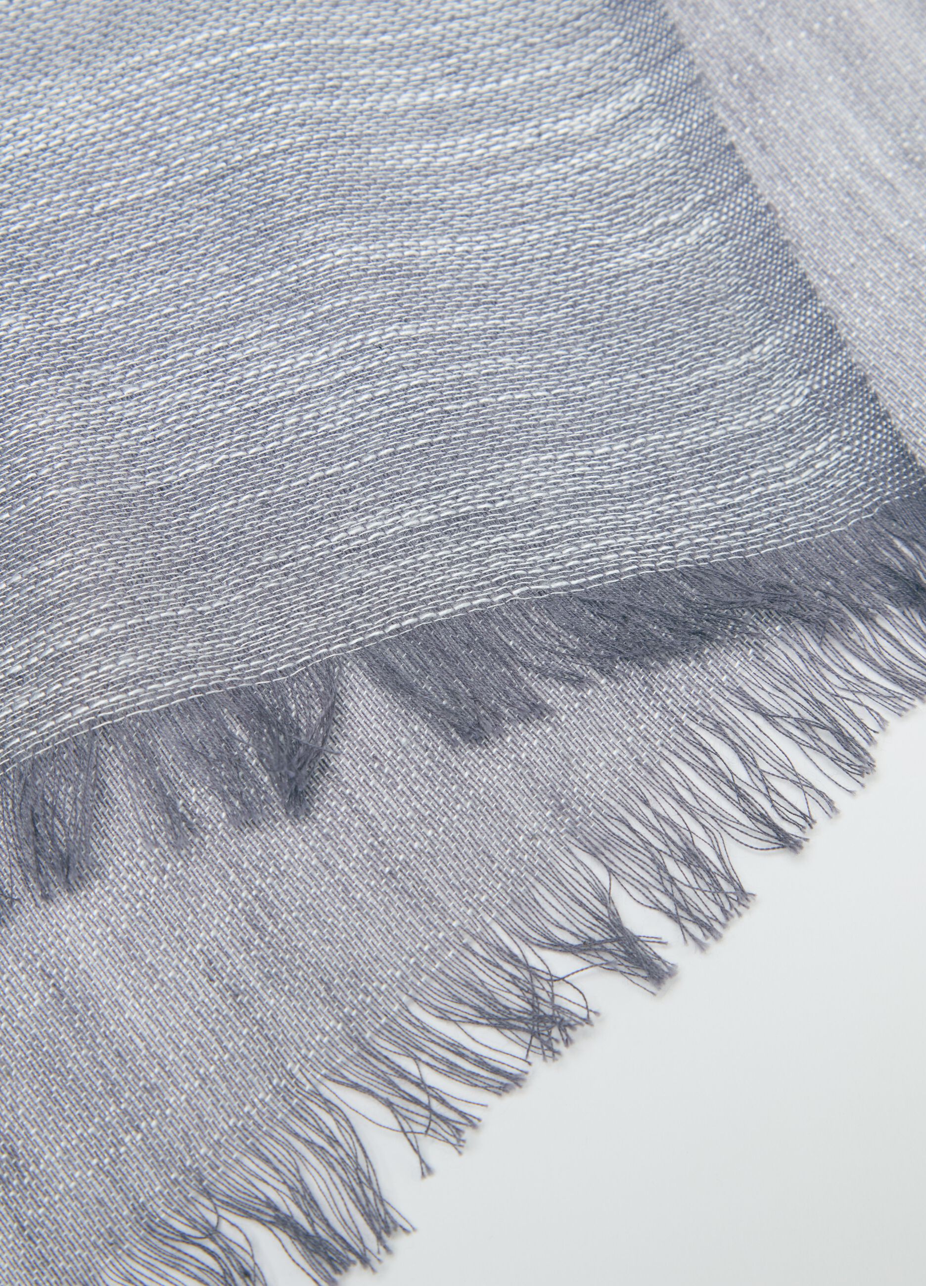 Pashmina sfrangiata effetto fiammato