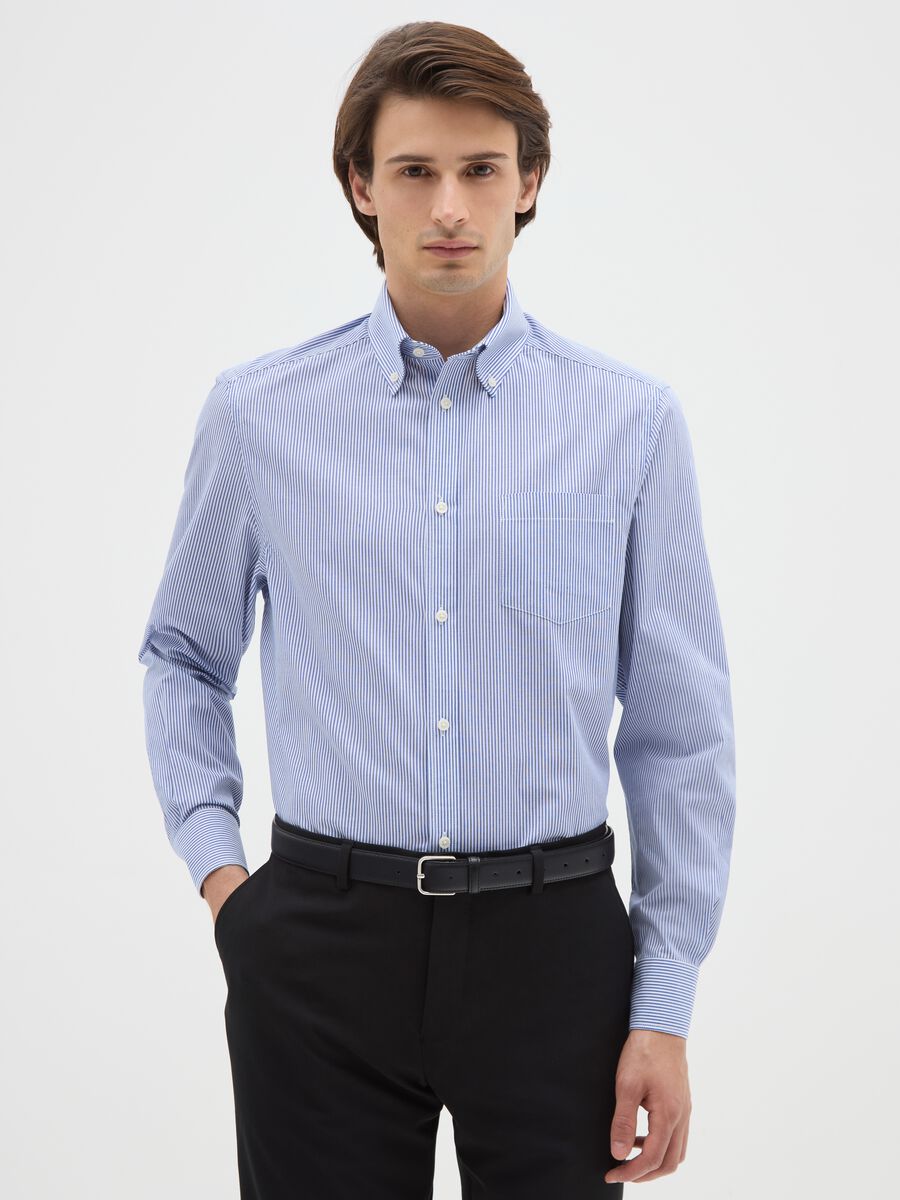 Camicia azzurra regolare in misto cotone_0