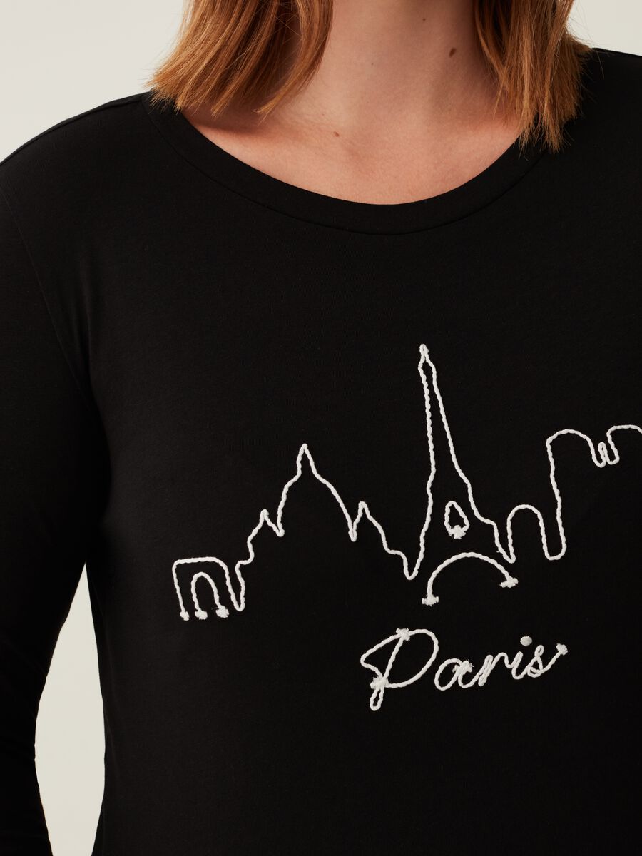 T-shirt con ricamo skyline Curvy_3