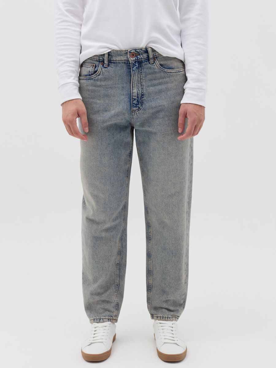 Balloon-fit acid-wash jeans_1