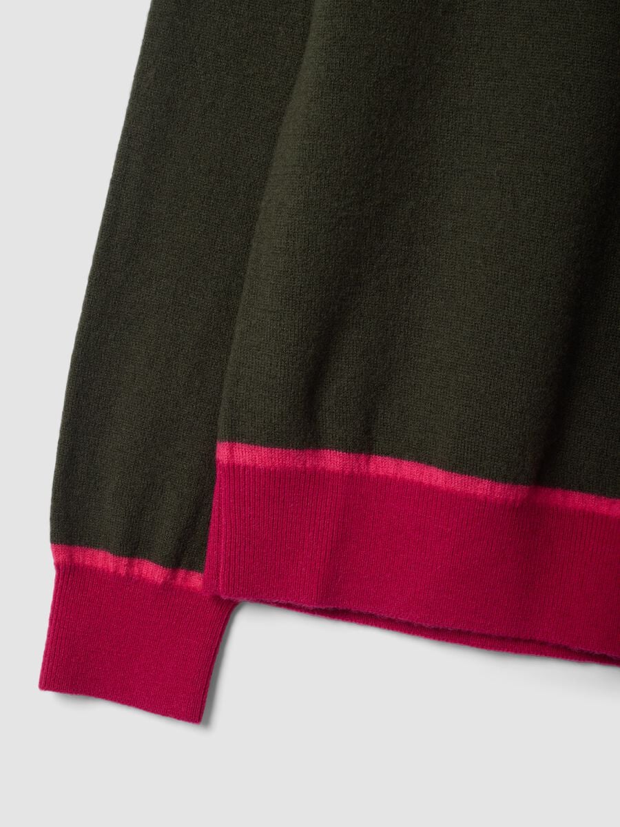 Maglia verde in pura lana con girocollo_1