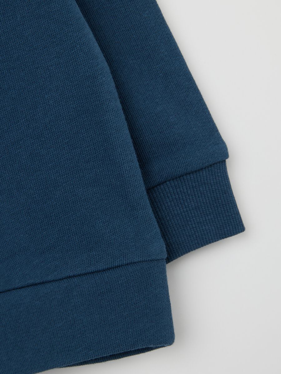 Blue cotton crew neck kids sweatshirt with regular fit_3