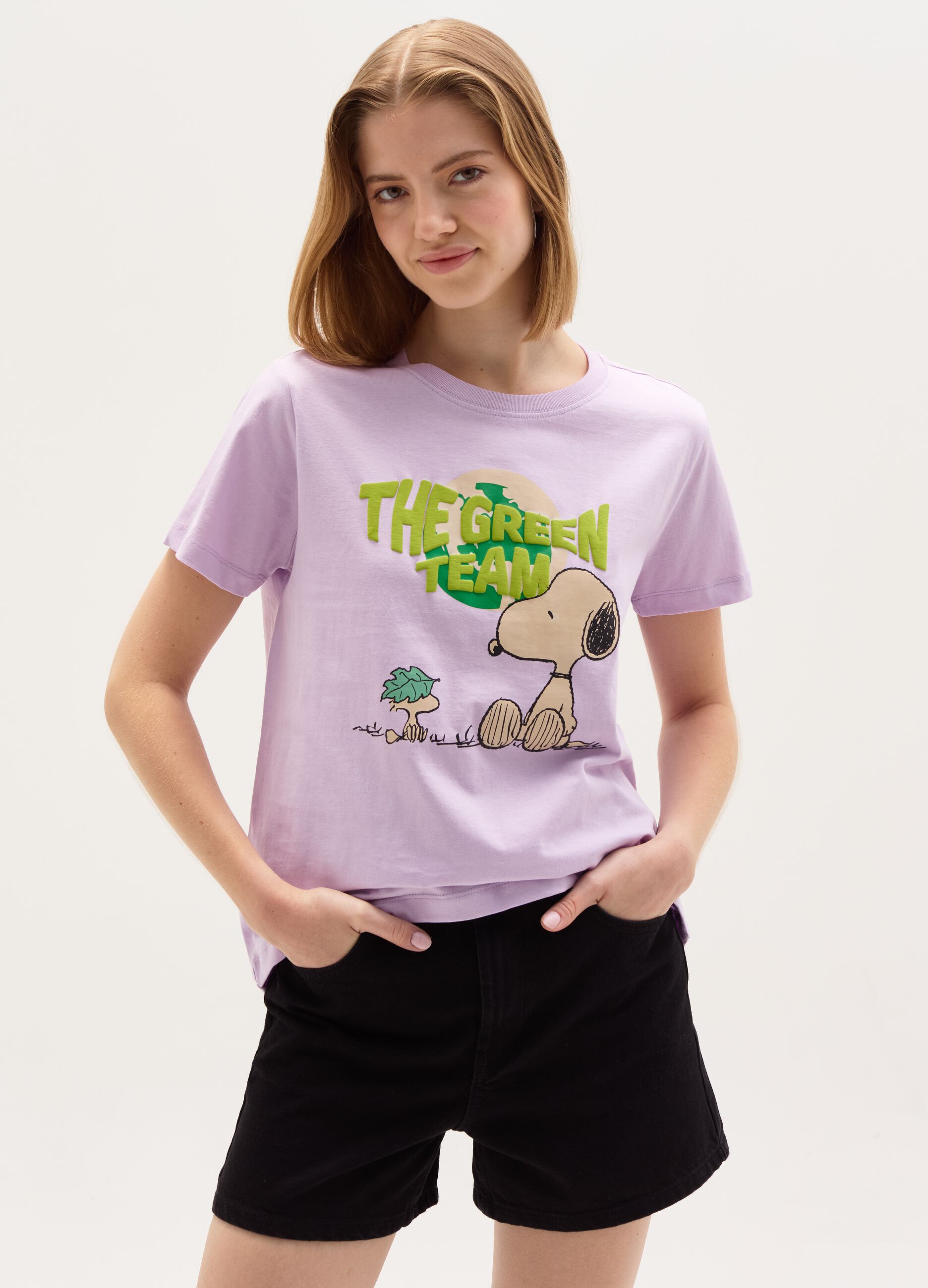 T-shirt con stampa Snoopy e Woodstock