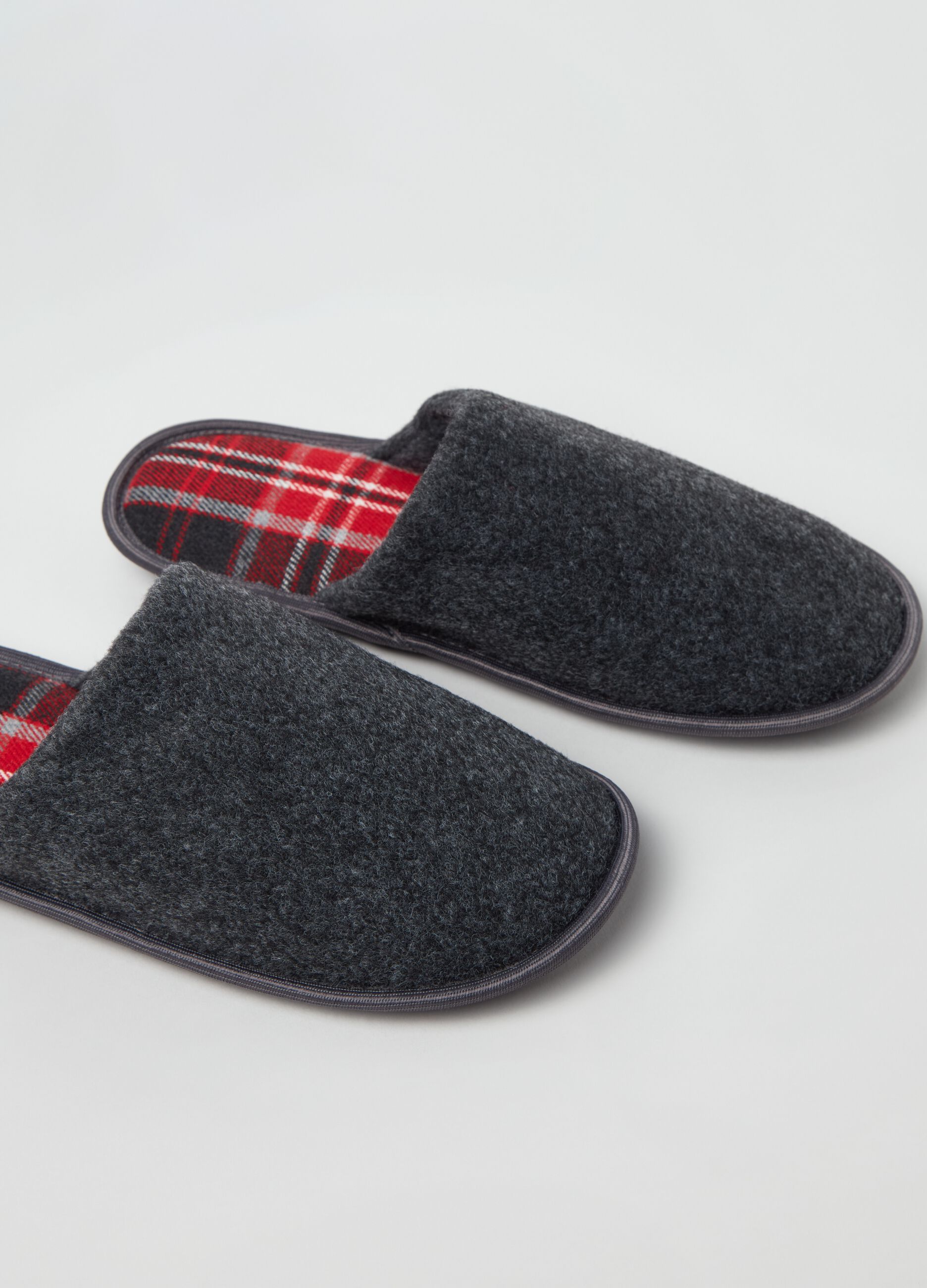 Tartan winter slippers
