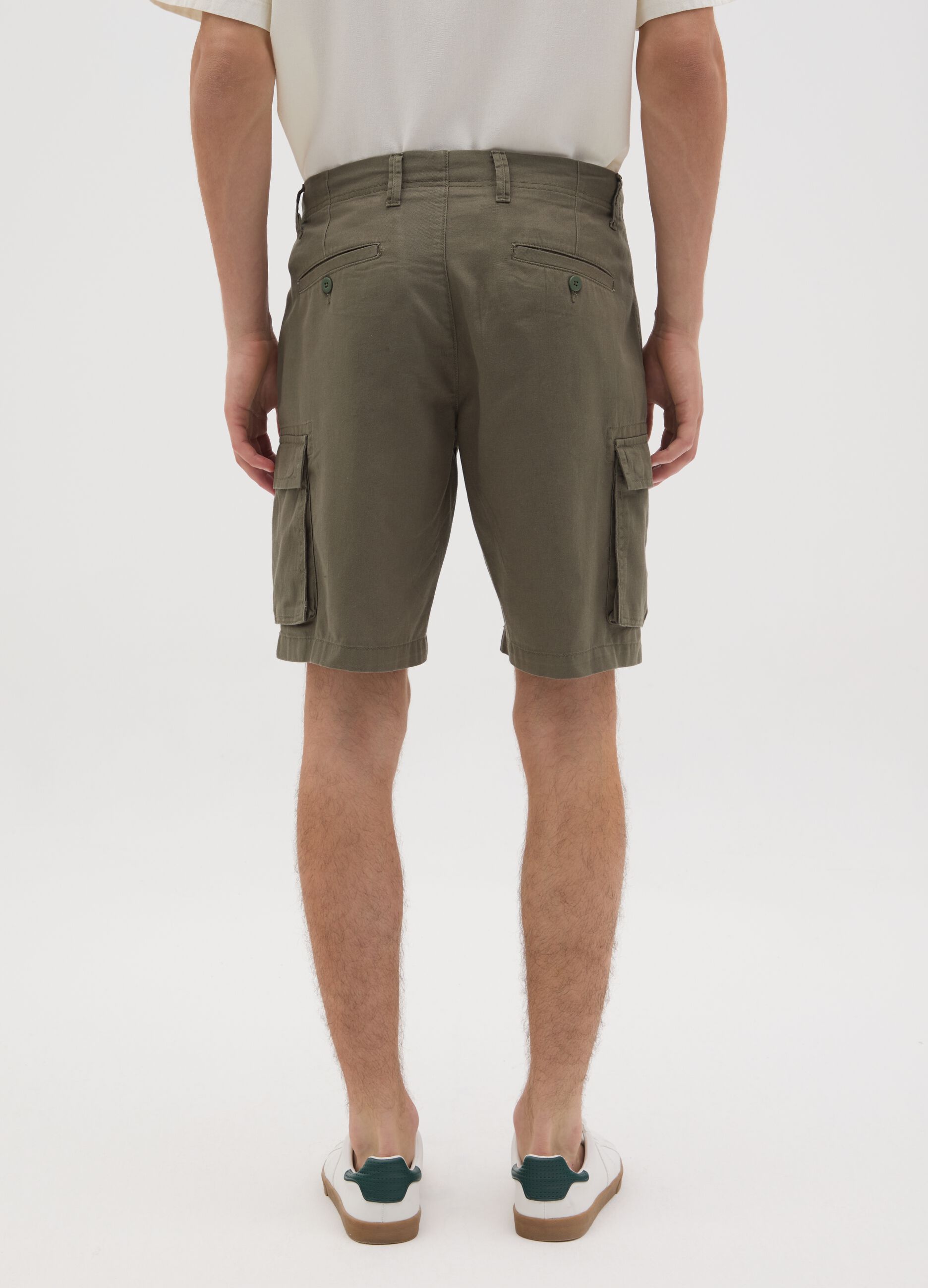 Men's green regular fit cotton Bermuda shorts