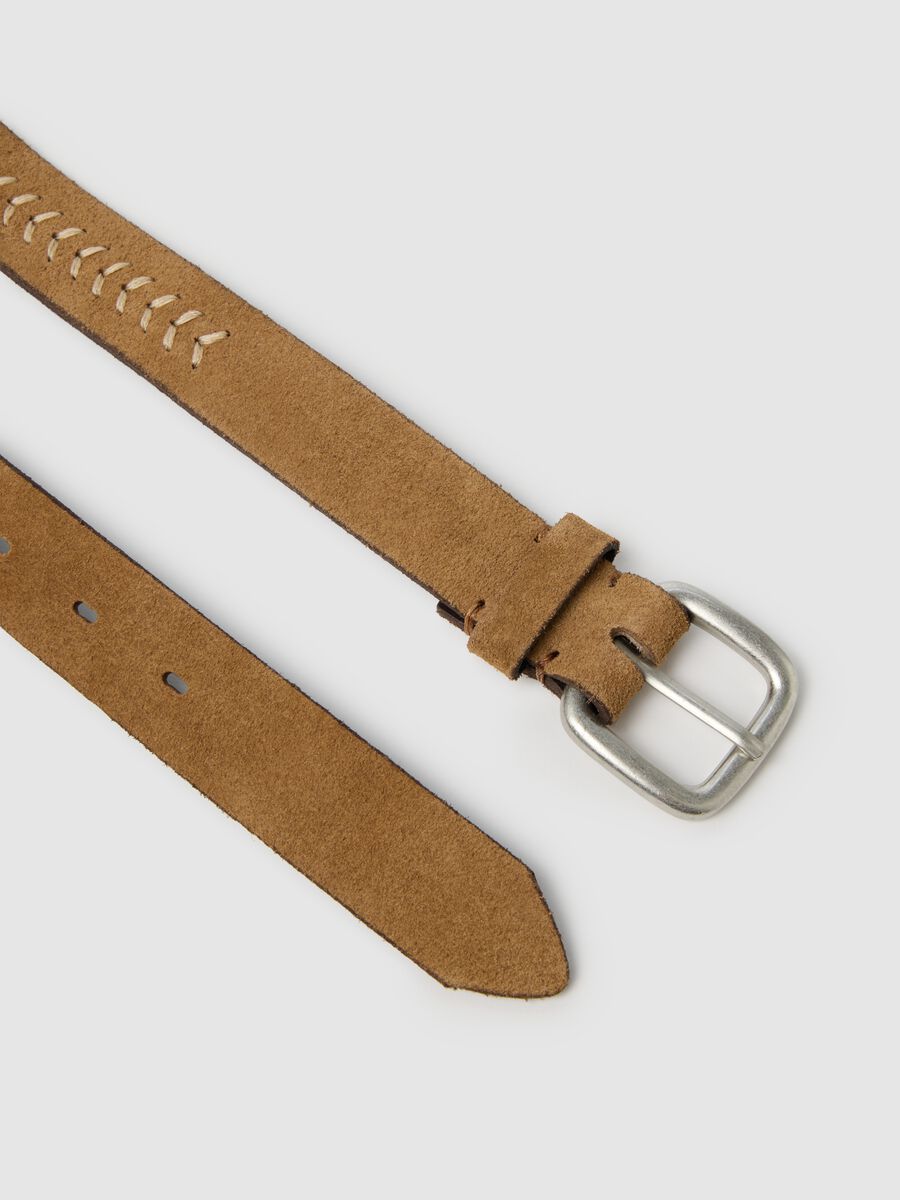 Cintura marrone in vera pelle con dettagli intrecciati_1