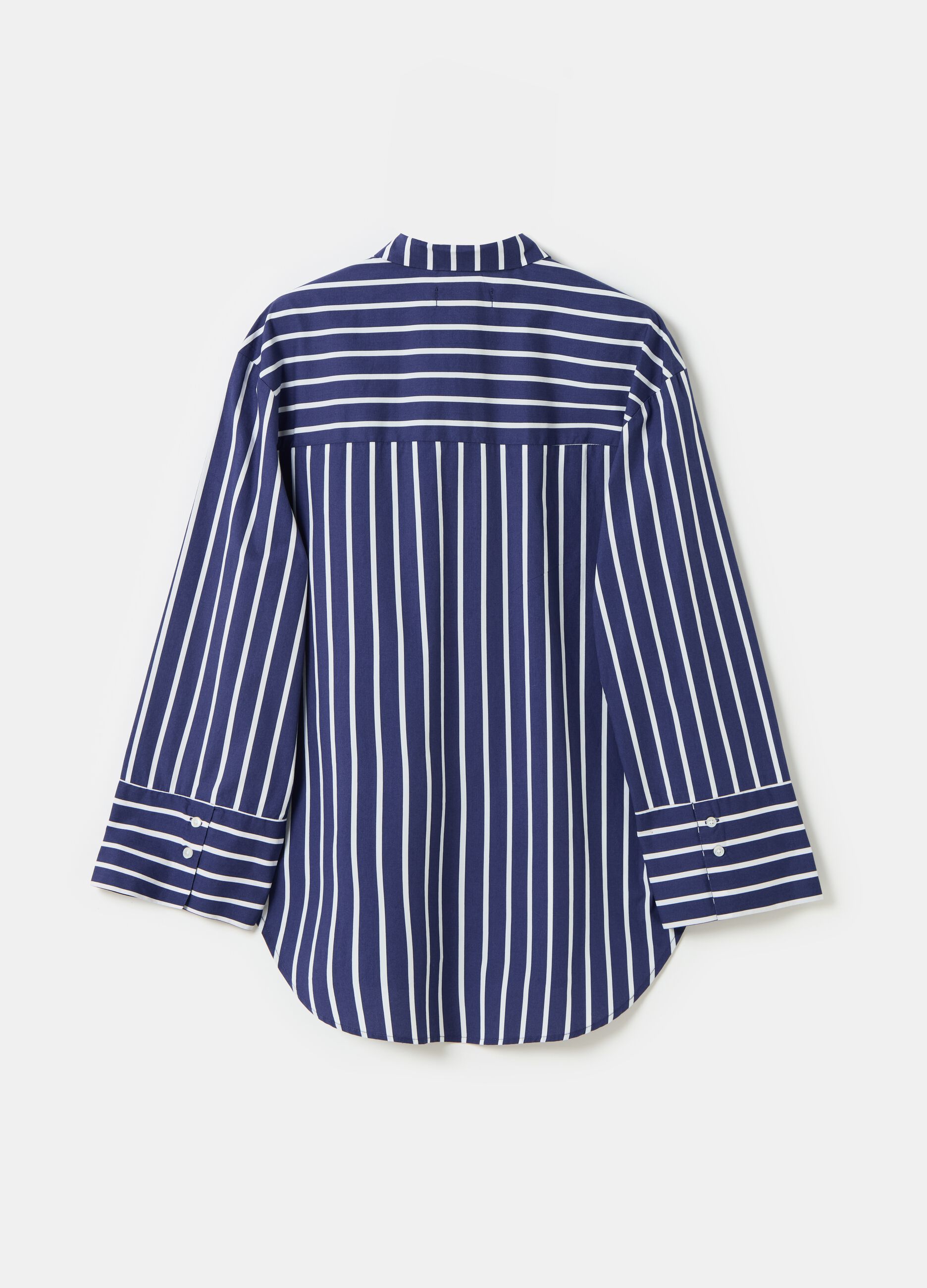 Striped shirt with pockets