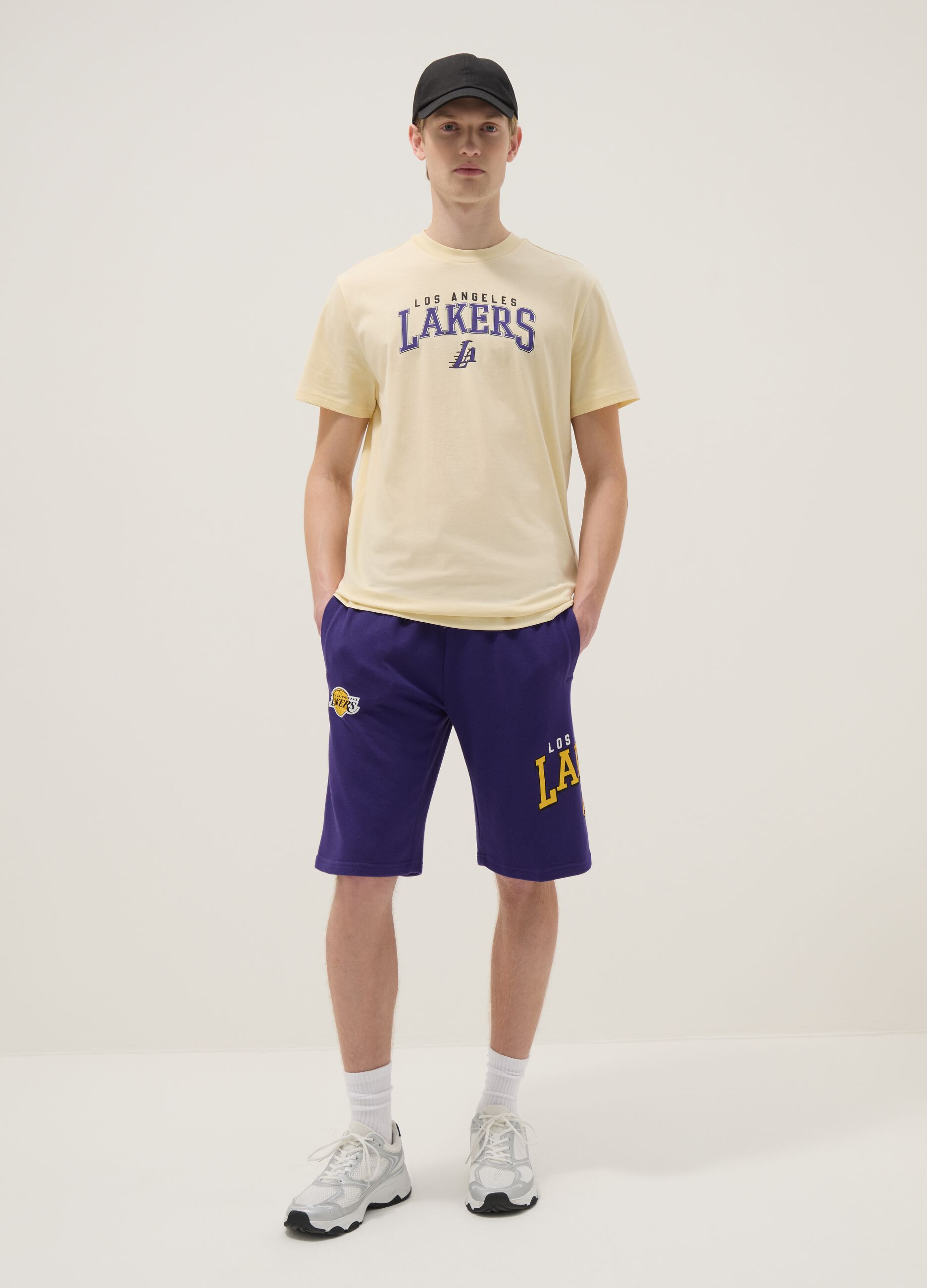 Shorts in misto cotone viola con stampe Los Angeles Lakers