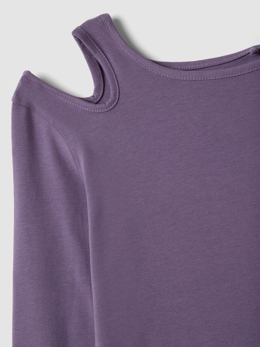 T-shirt viola in cotone organico elasticizzato con cut-out per ragazza_4