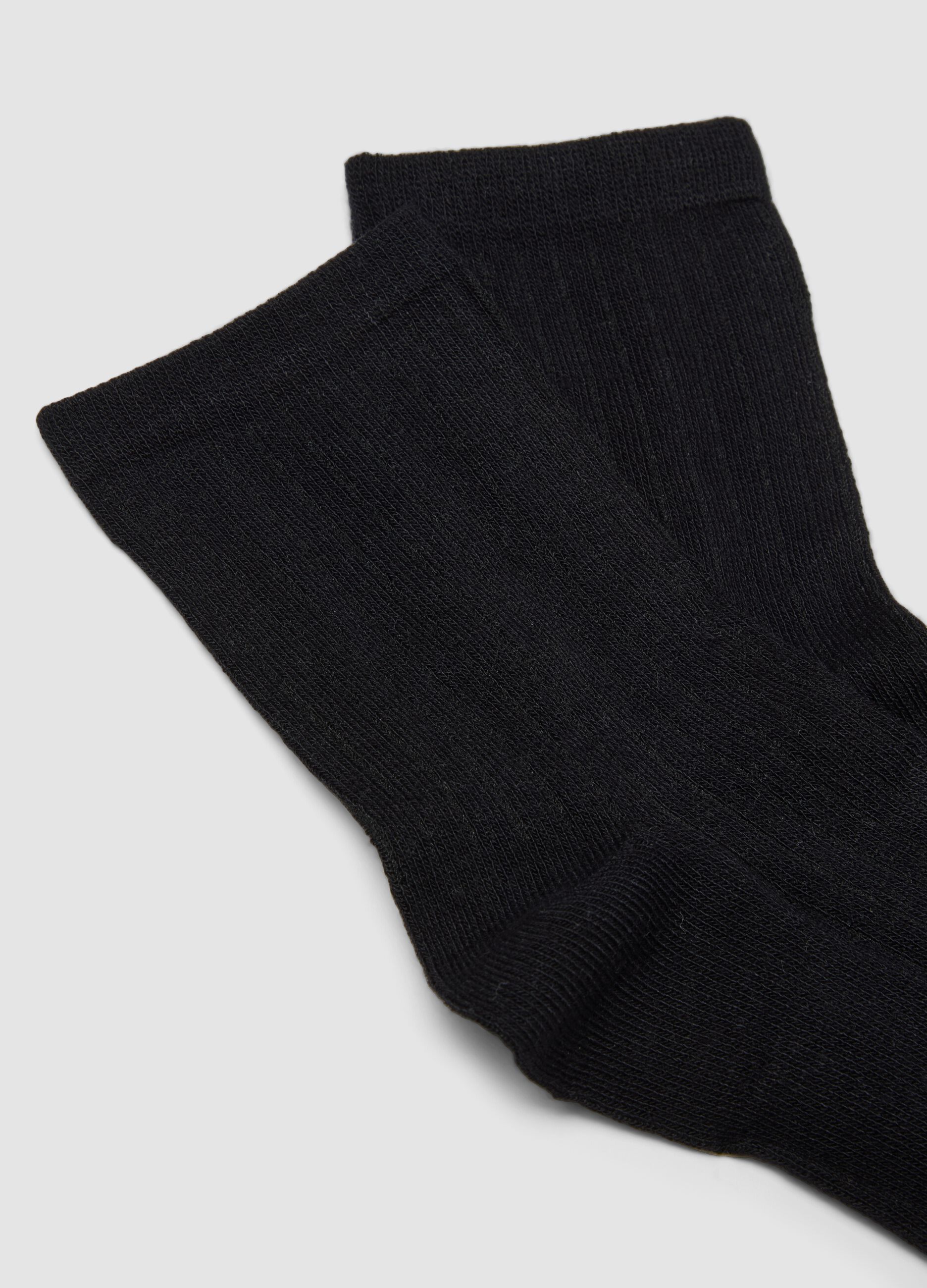 Two-pack of grey and black stretch socks