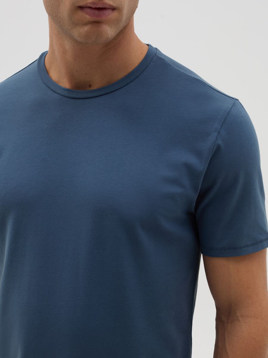 Slim-fit T-shirt in organic cotton_3
