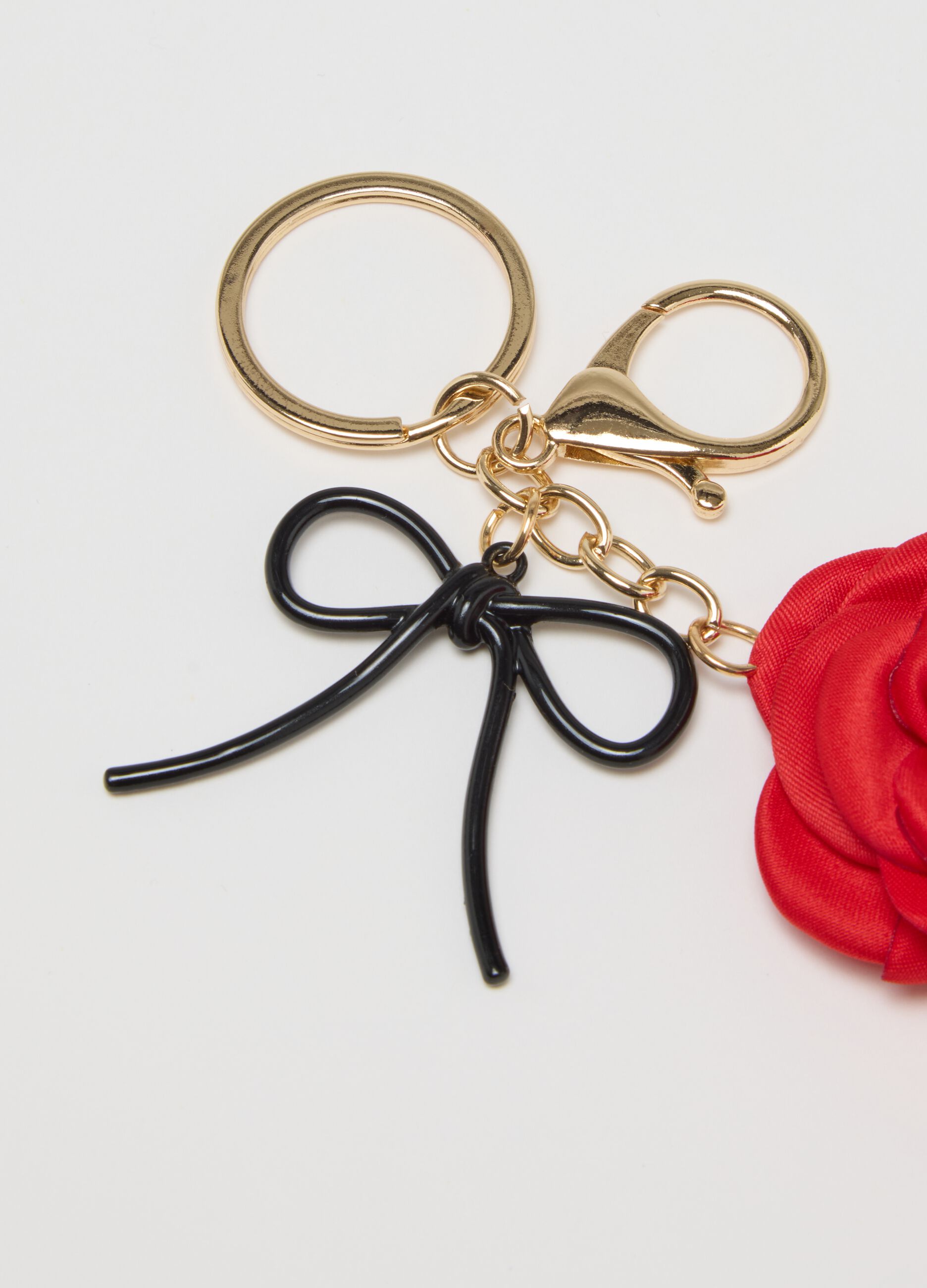 Multicolor steel keychain with flower