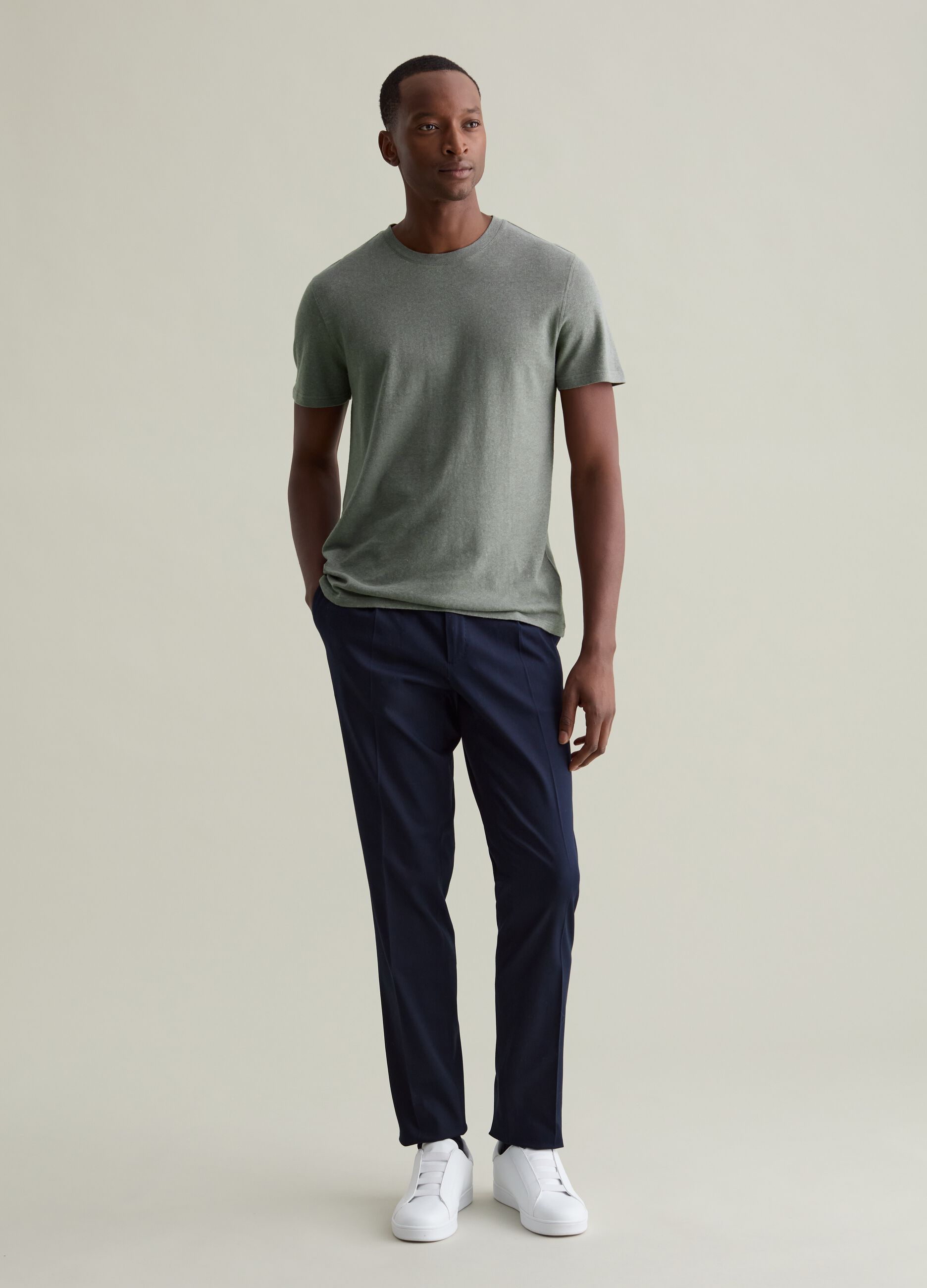 T-shirt girocollo in lino e cotone