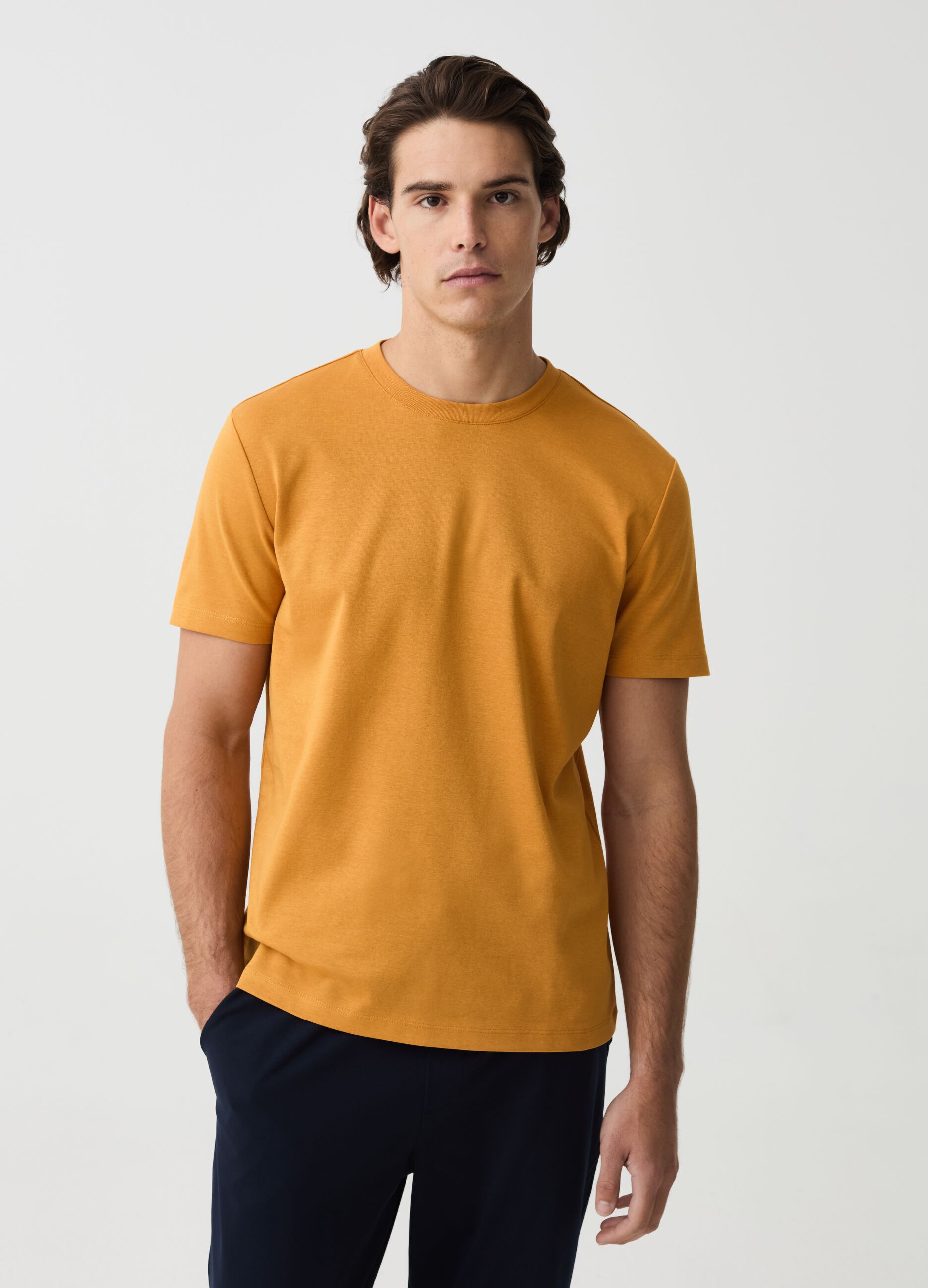 T-shirt girocollo regular fit