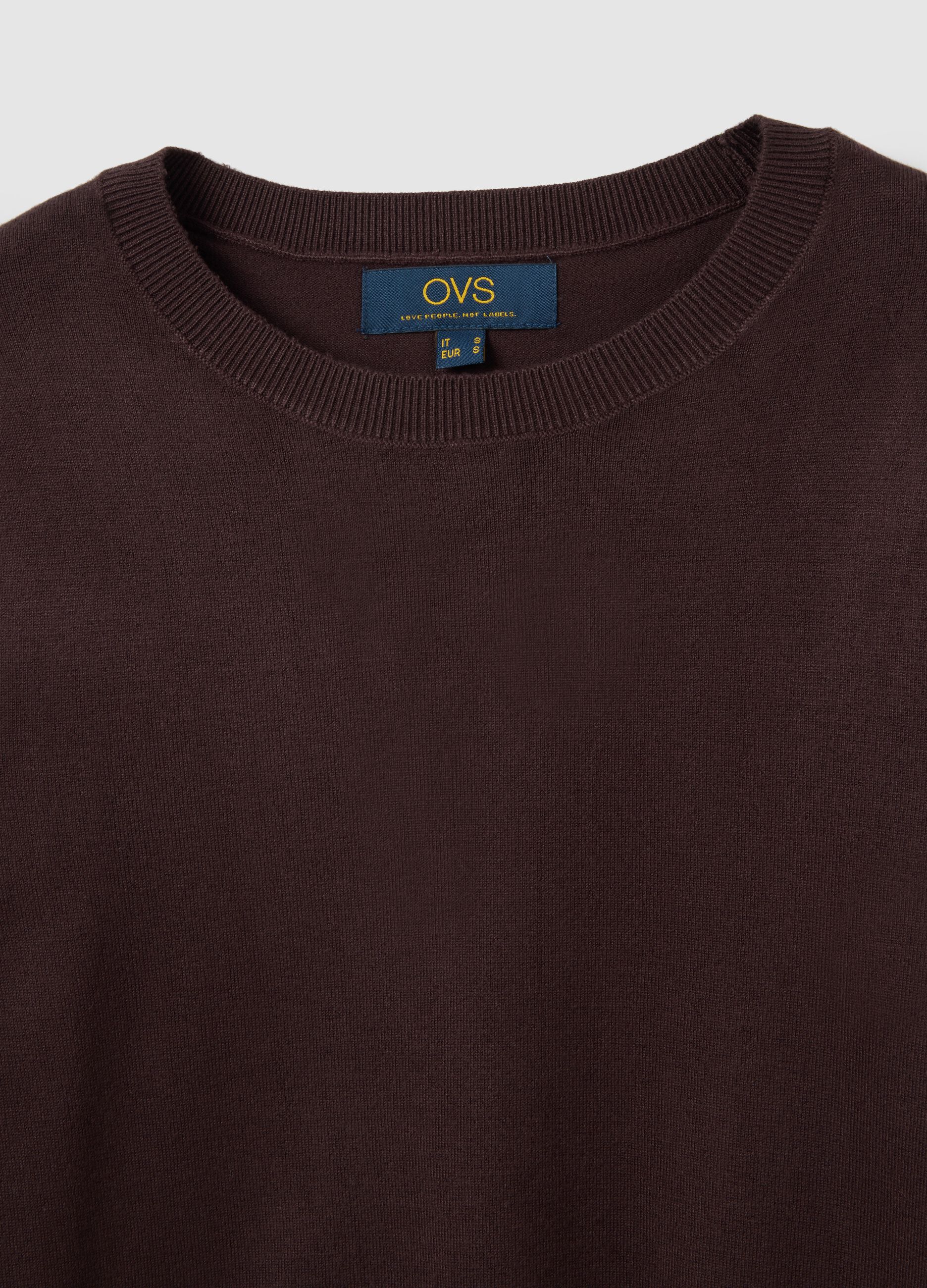 Blue jumper with round neck