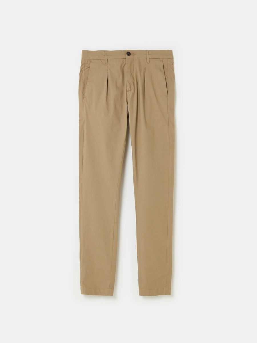 Pantalone chino con trama ripstop_3