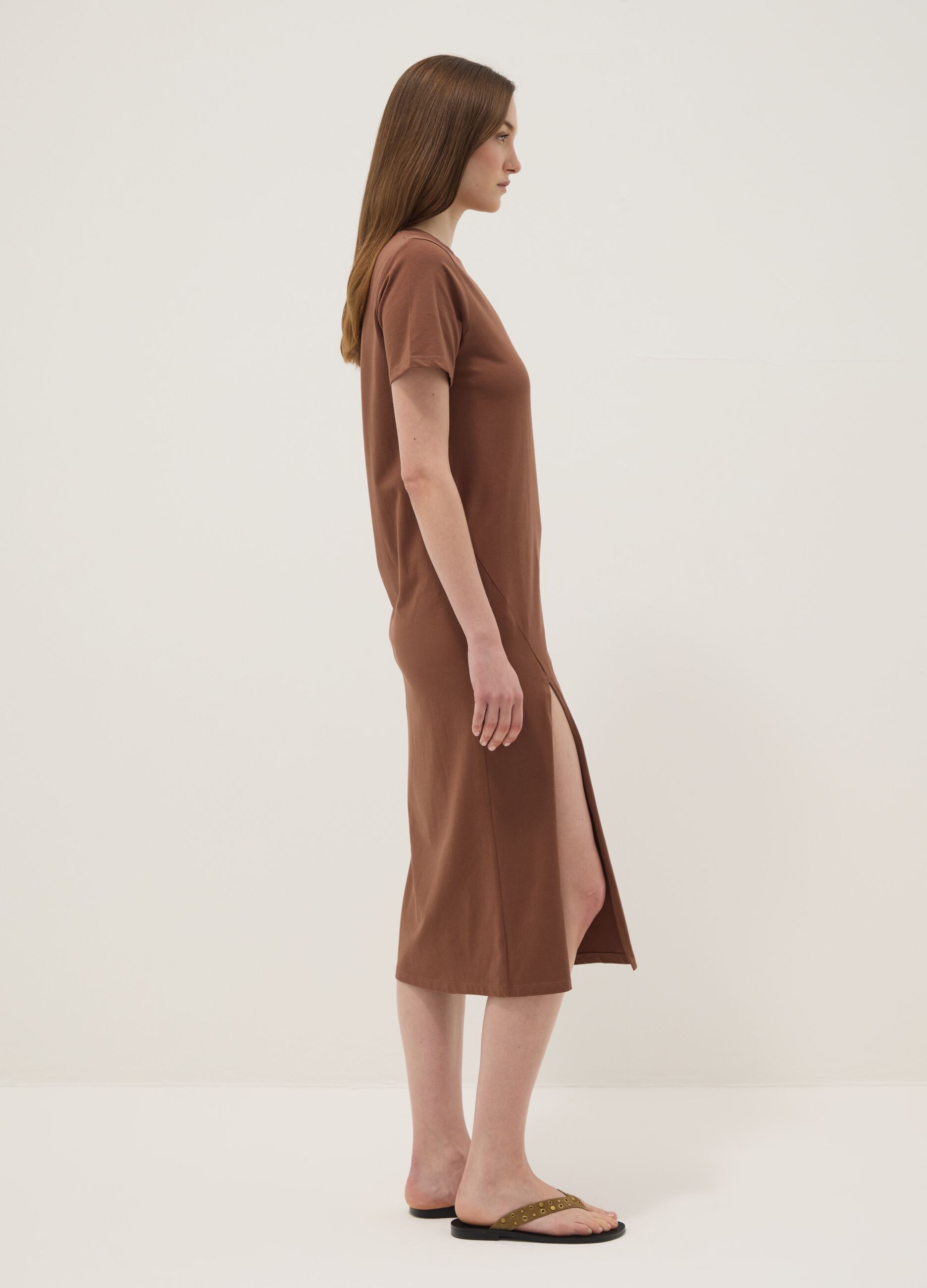 Abito midi marrone in cotone elasticizzato