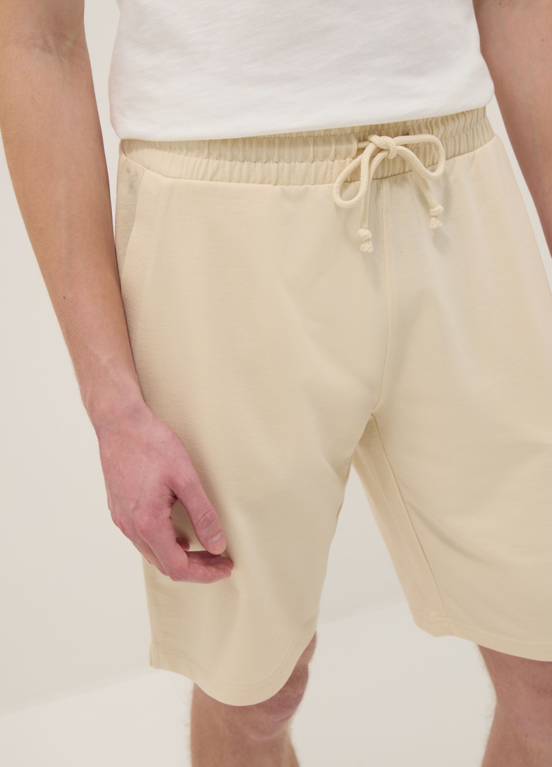 Bermuda in misto cotone beige regular fit