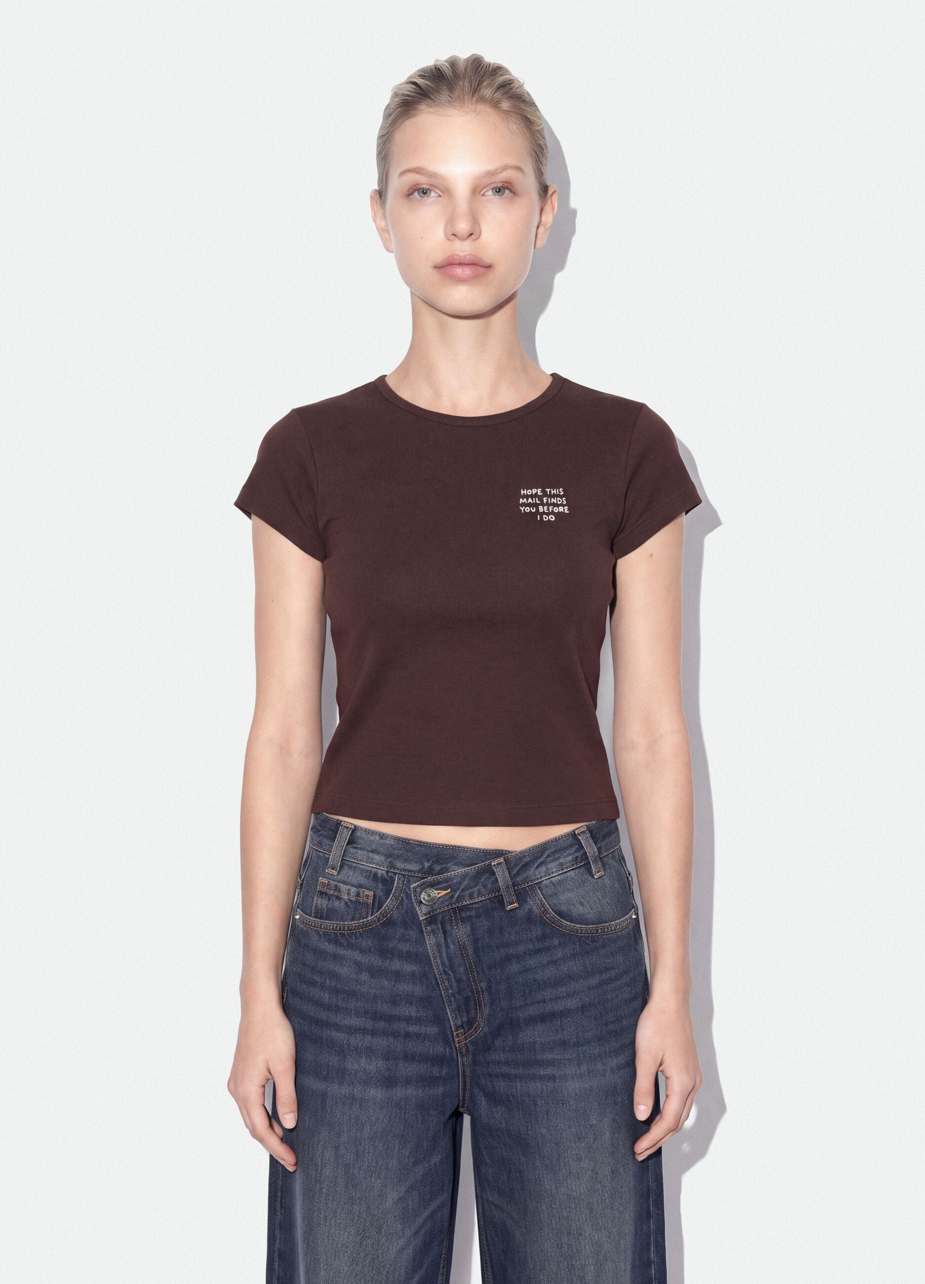 Brown pure cotton crew-neck T-shirt with slogan