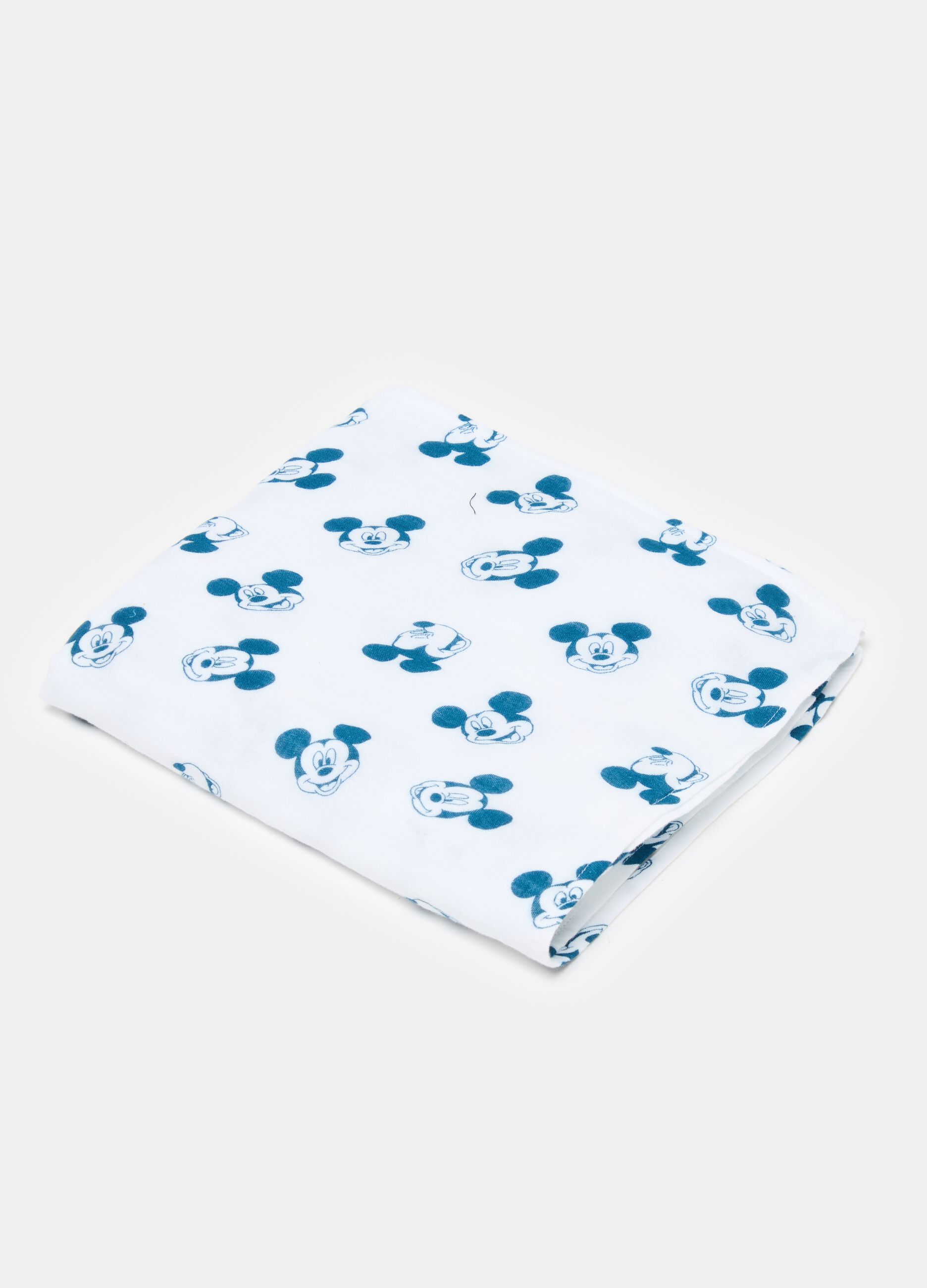 Muslin blanket with Mickey Mouse print
