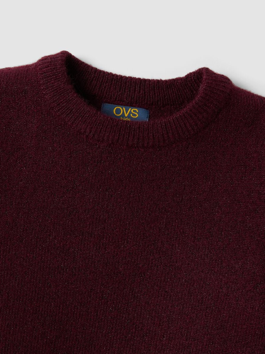 Maglione viola in tessuto elasticizzato con girocollo_3