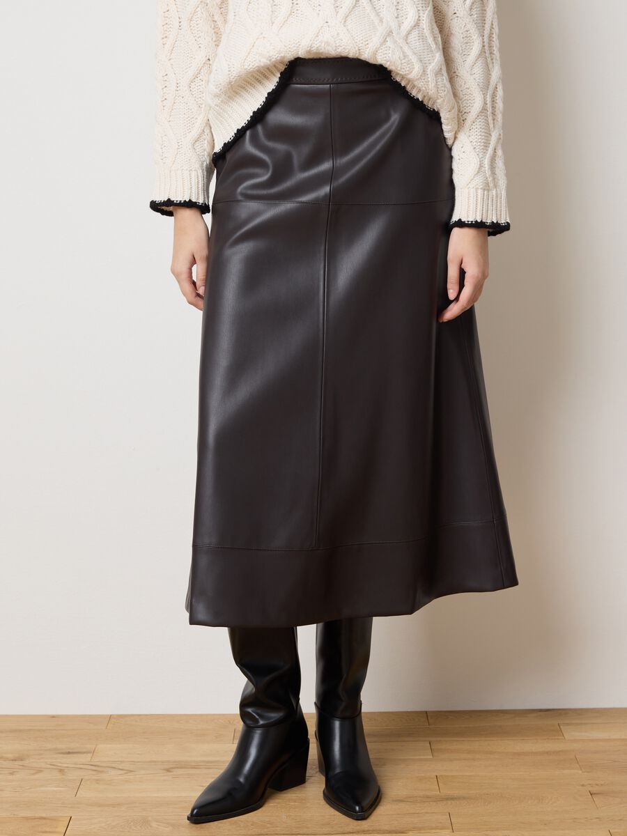 Long Brown Skirt with Side Pockets_1
