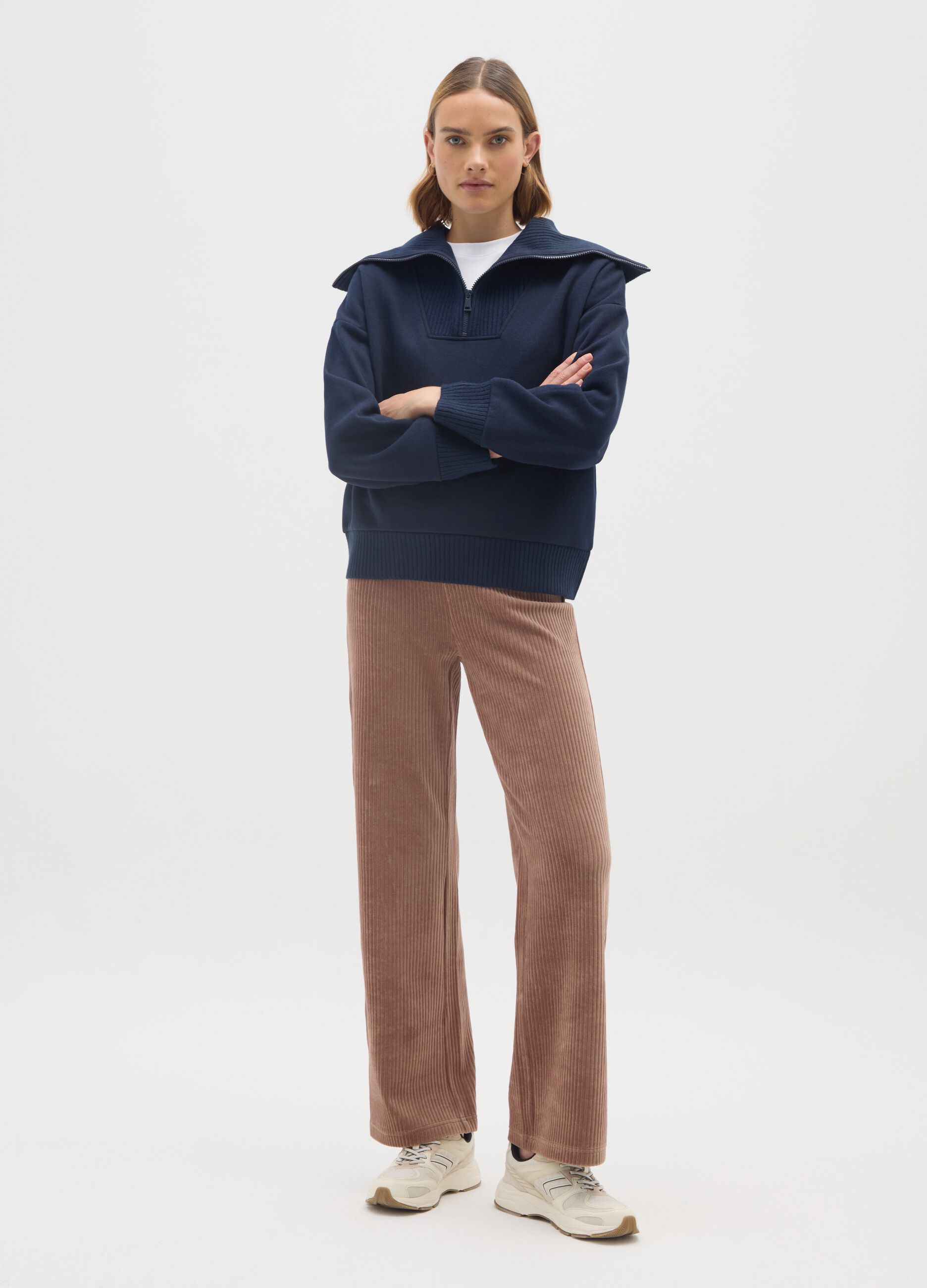 Brown wide-leg stretch cotton trousers