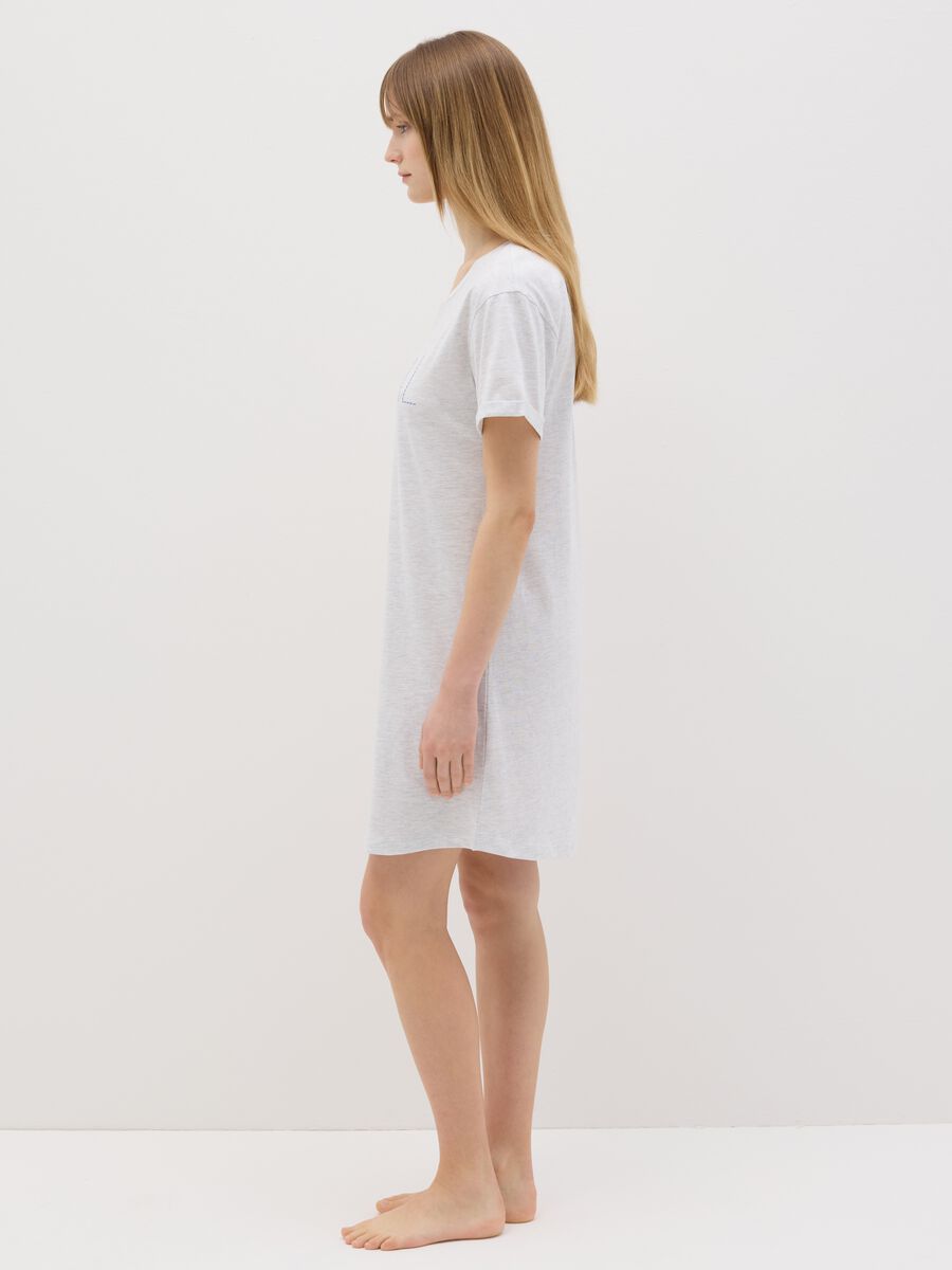 Grey nightshirt with "Be Real" print_1