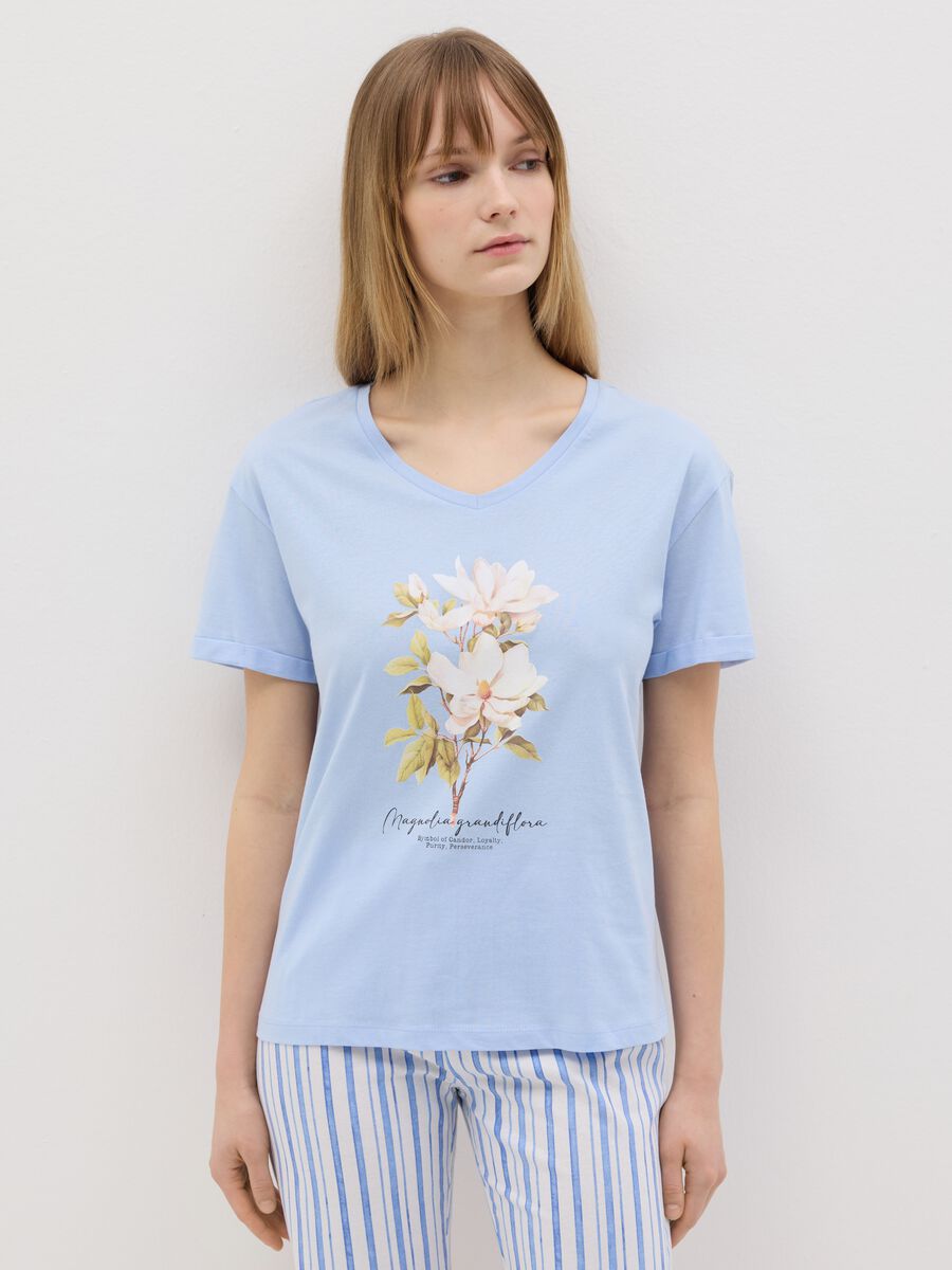 Light blue cotton pyjamas with floral print_1