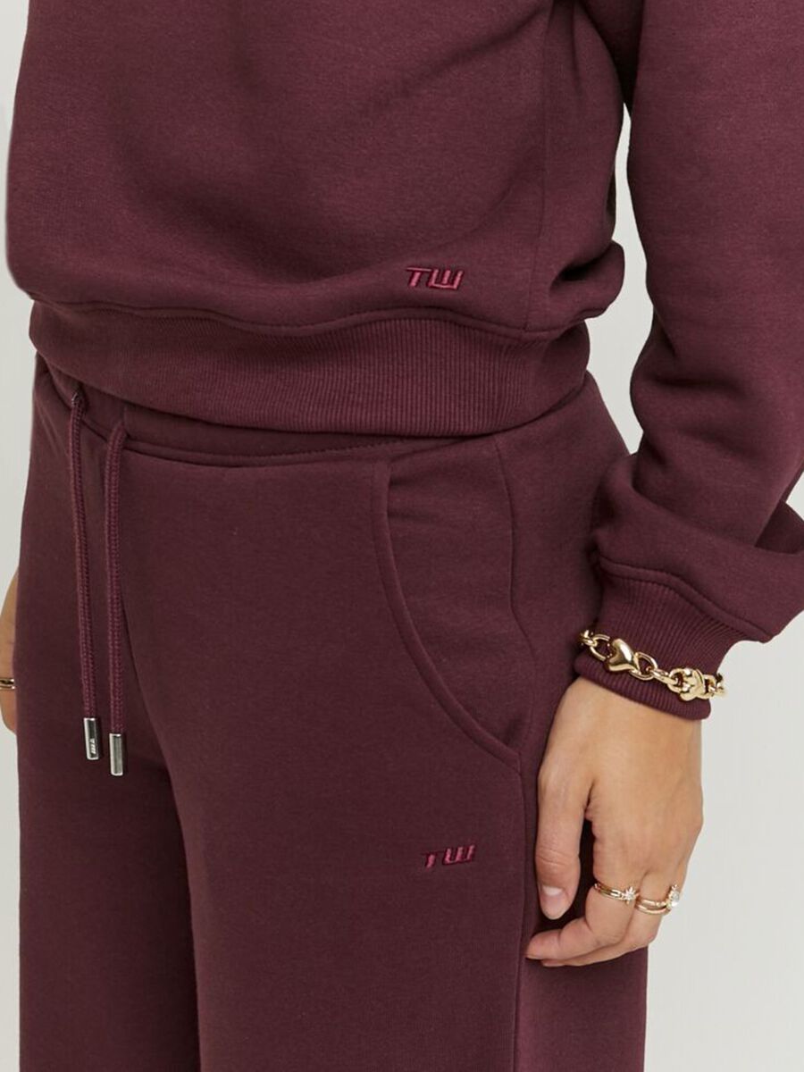 Purple Cotton Blend Regular Fit Trousers_3